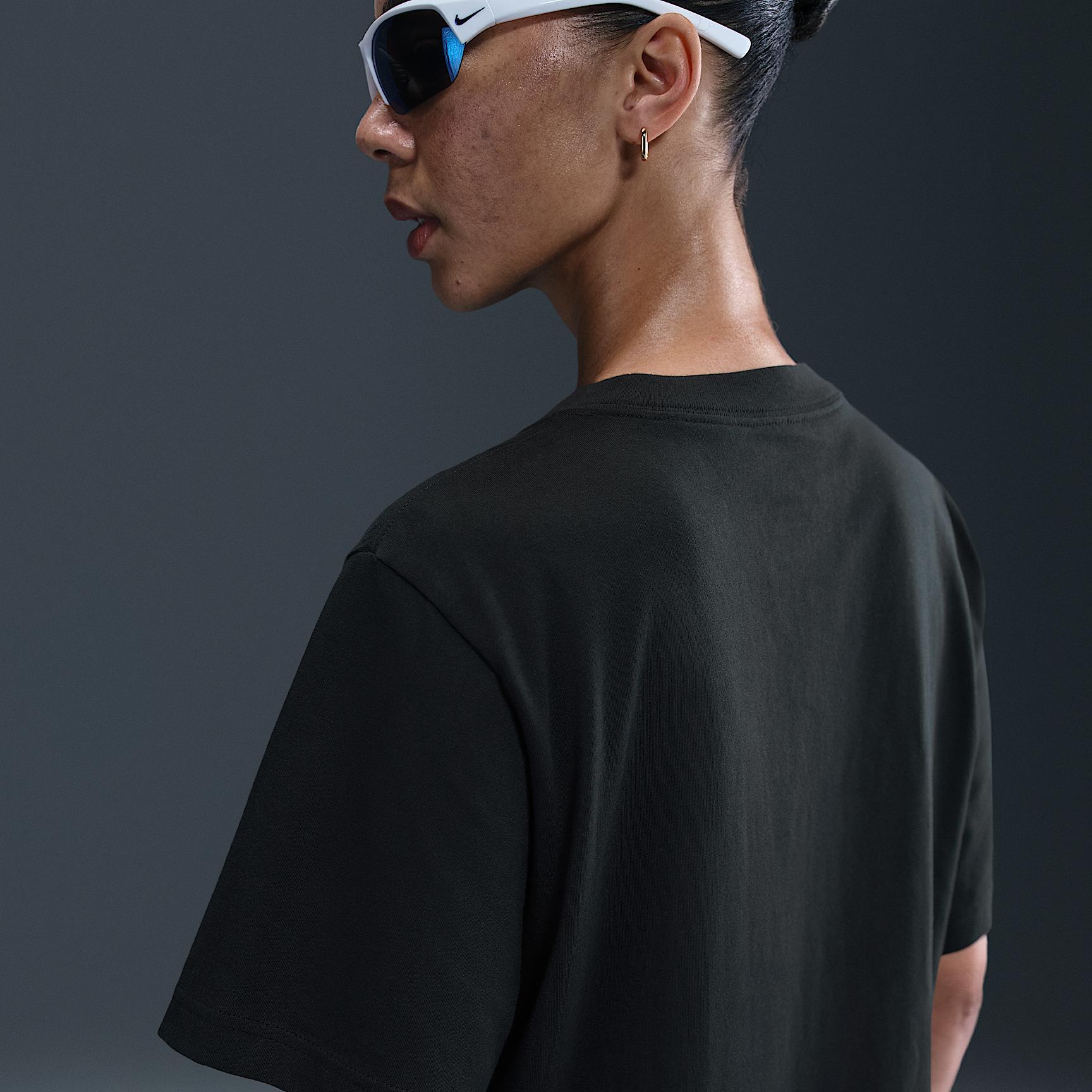 Nike After Dark Tour Women's Oversized Short-Sleeve Graphic T-Shirt Product Image