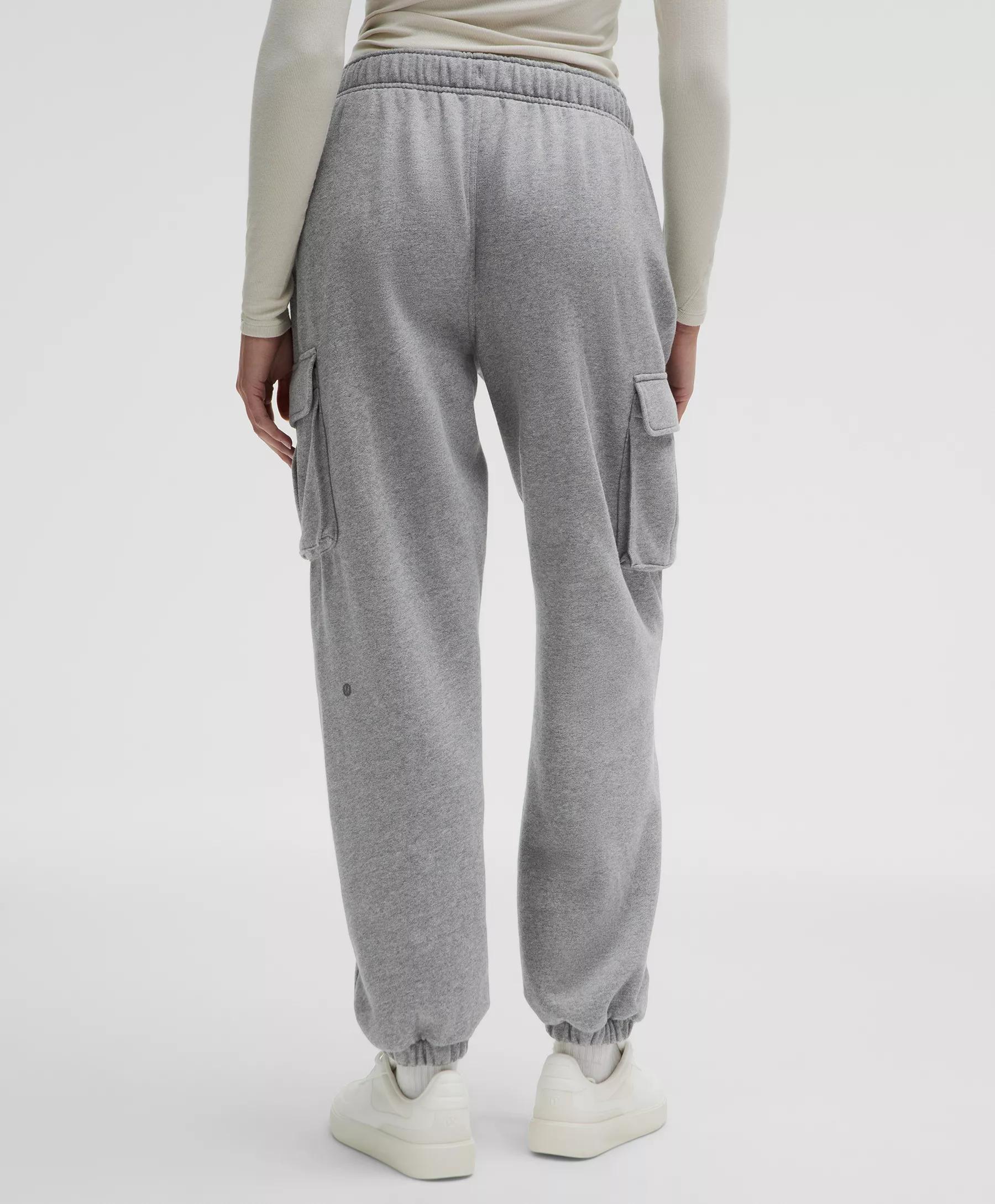 Scuba Mid-Rise Oversized Cargo Jogger *Regular Product Image