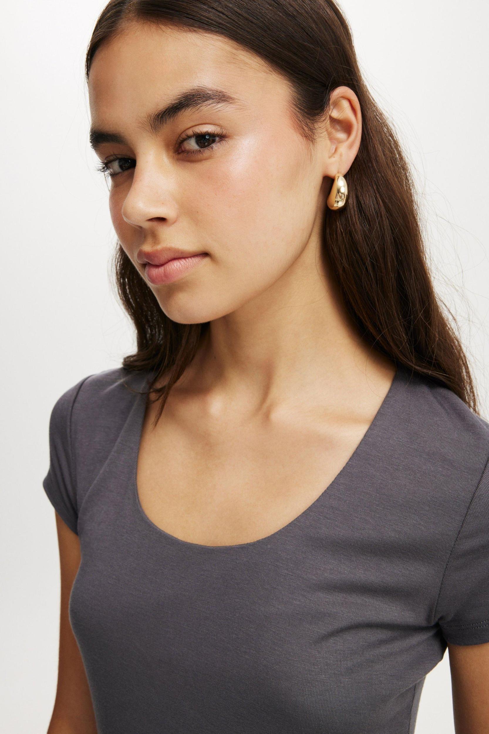 Sunday Scoop Short Sleeve Product Image