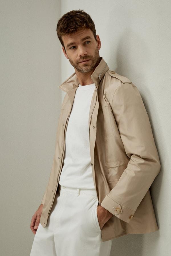 Water-Resistant Modern Utility Men Jacket Product Image