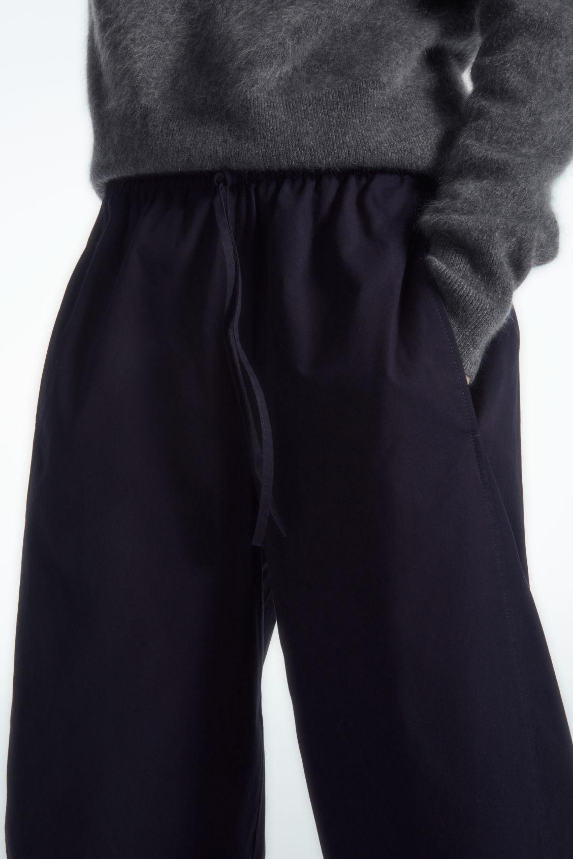 ELASTICATED BARREL-LEG PANTS Product Image