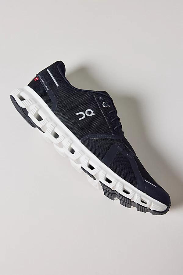 On Mens Cloud 6 Sneakers in Black/White Product Image
