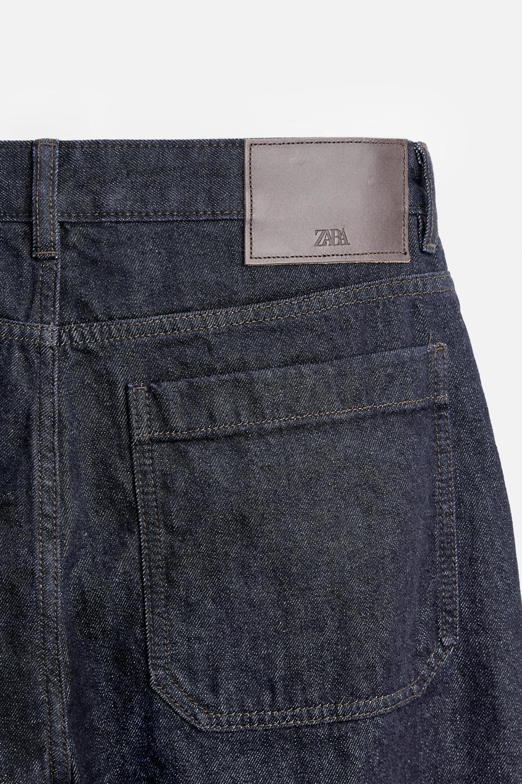 RELAXED FIT STRAIGHT LEG JEANS Product Image