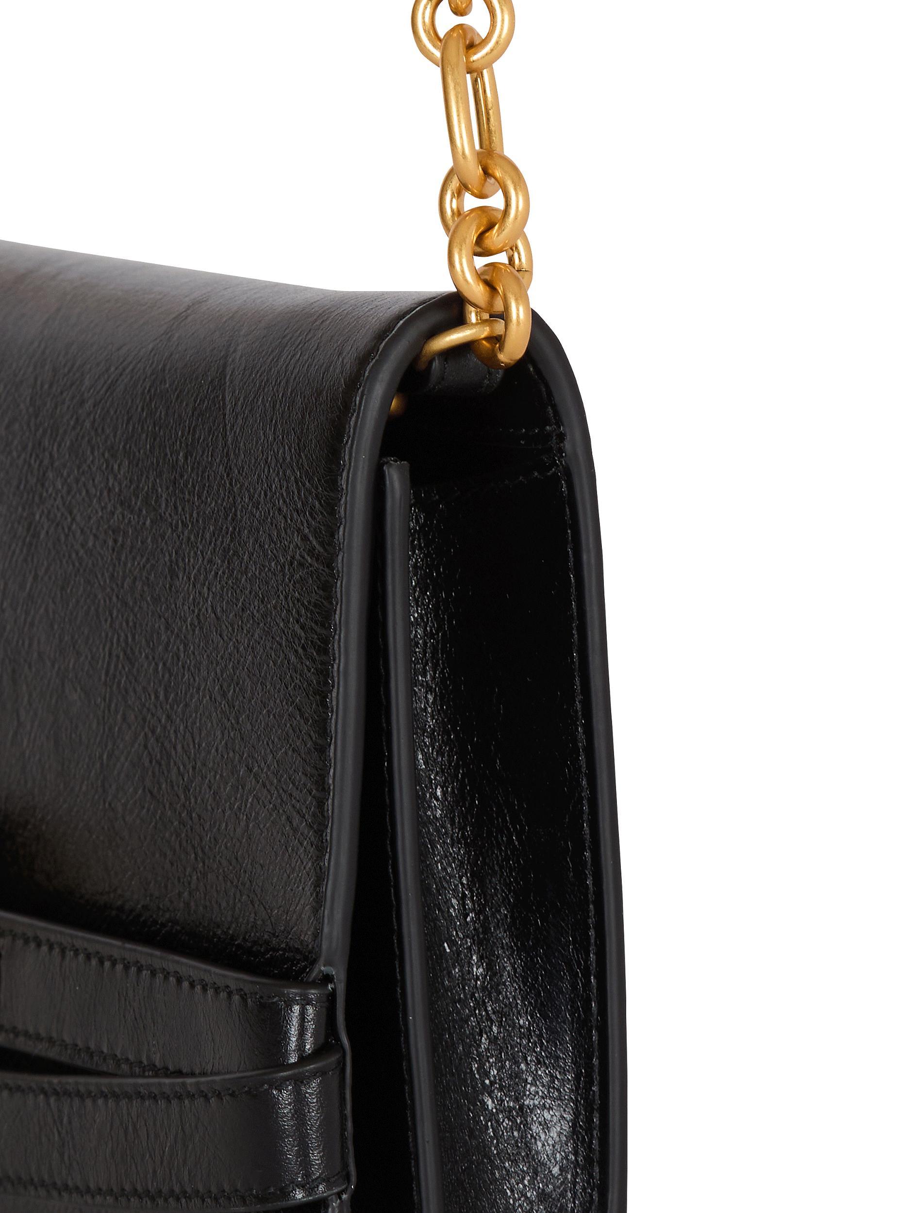 Crinkled leather wallet with Shuffle chain Product Image