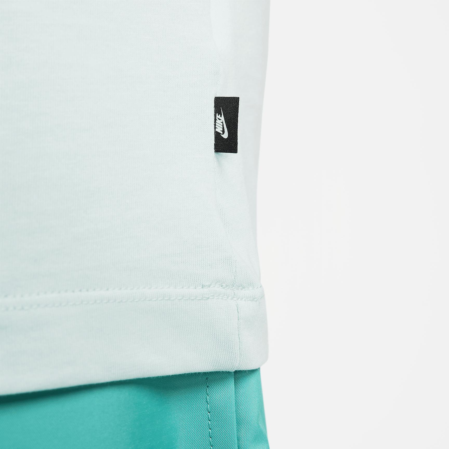 Nike Sportswear Men's T-Shirt Product Image