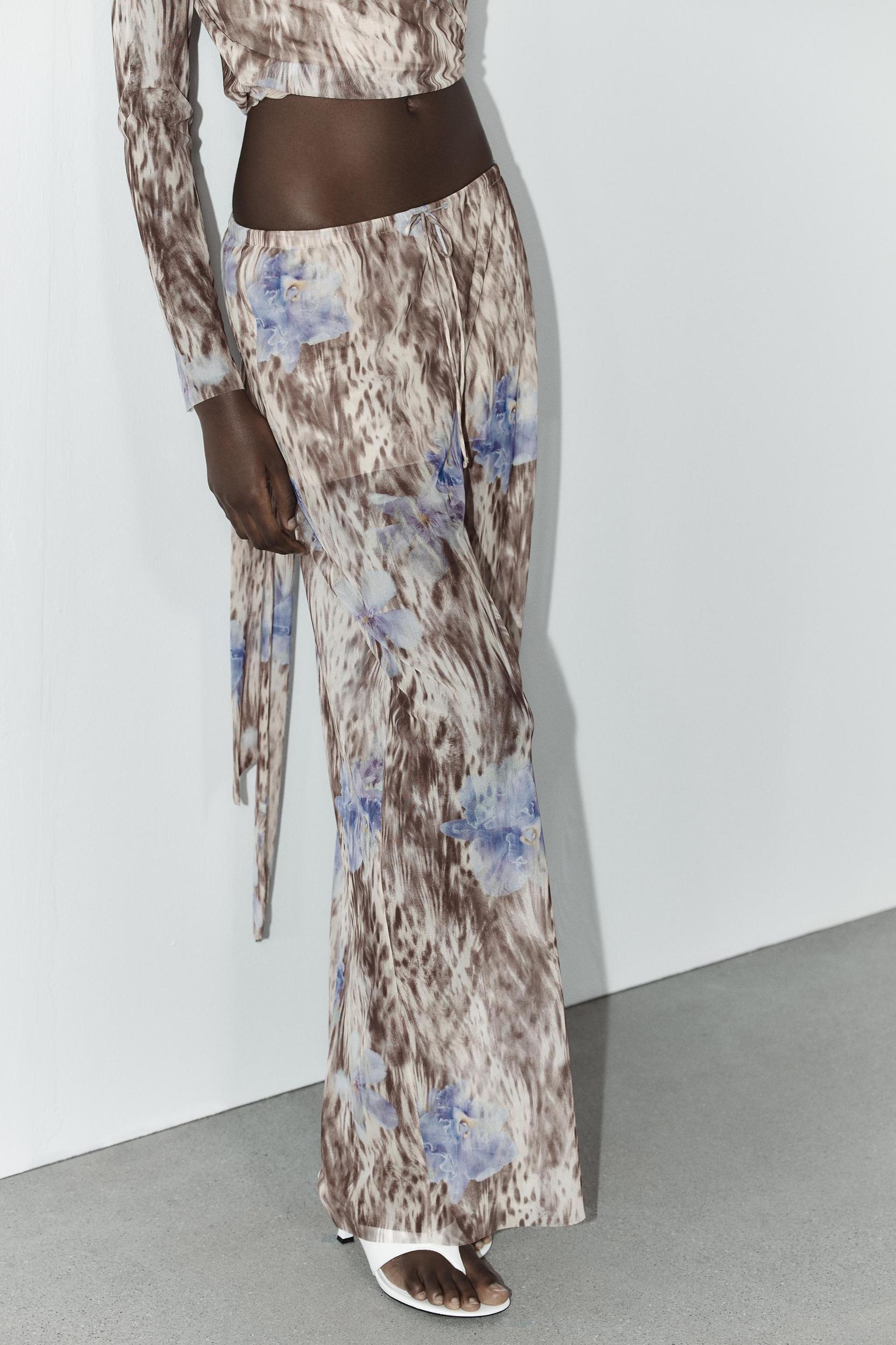 PRINTED TULLE PANTS Product Image