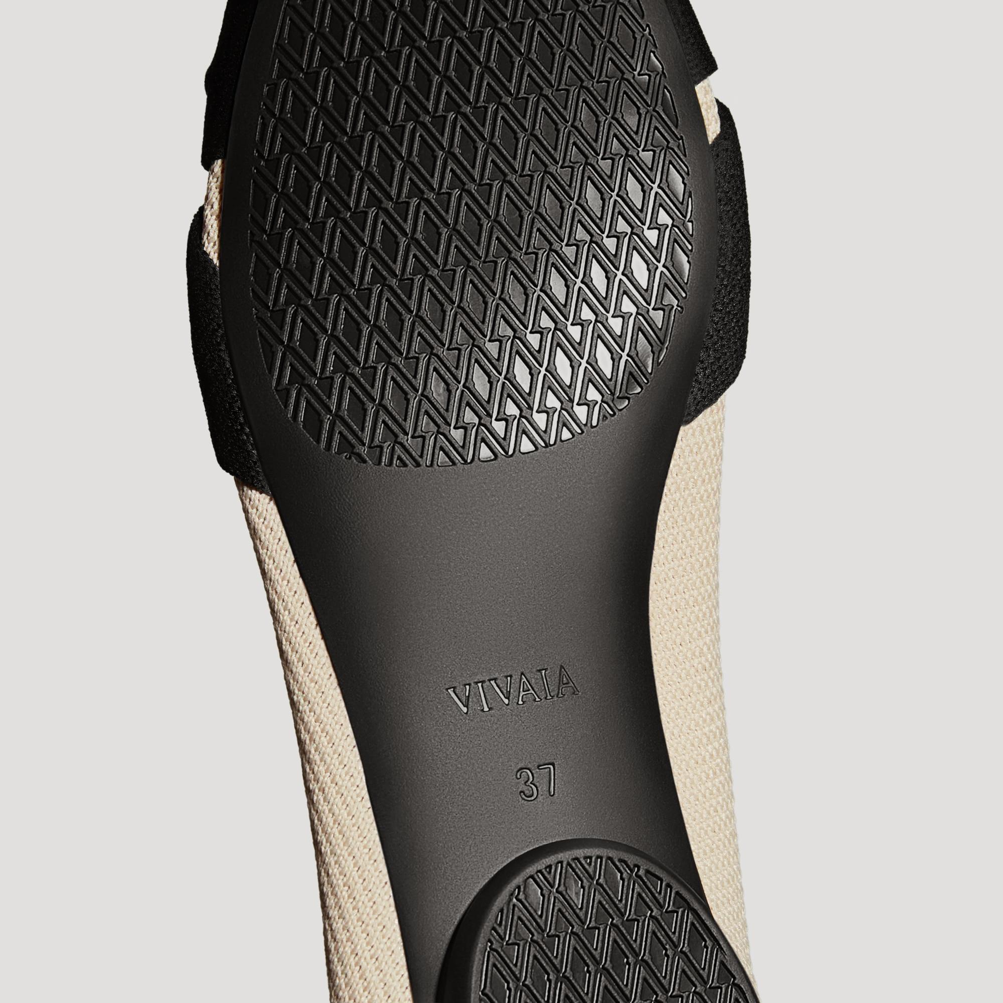 Almond-Toe Knotted Flats (Bibi) Product Image