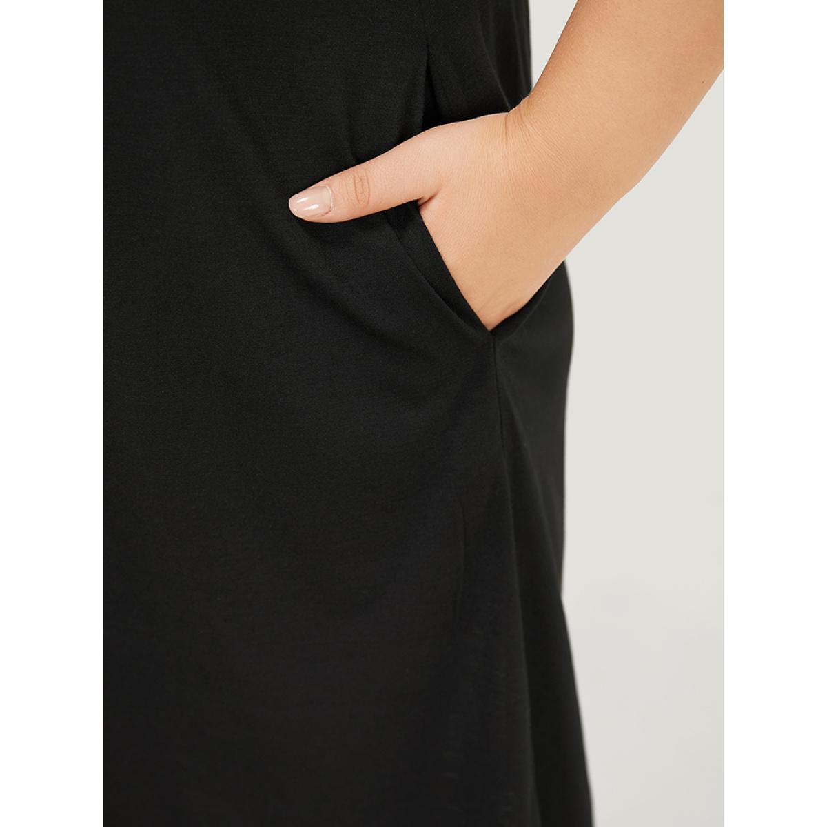 Plus Size Rose & Figure Print Pocket Flutter Graphic Dress Black Women Casual Printed Curvy Knee Dress BloomChic 22-24/3X Product Image