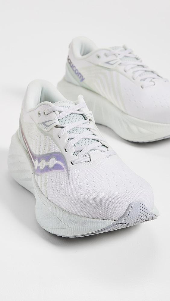 Saucony Triumph 22 Sneakers | Shopbop Product Image