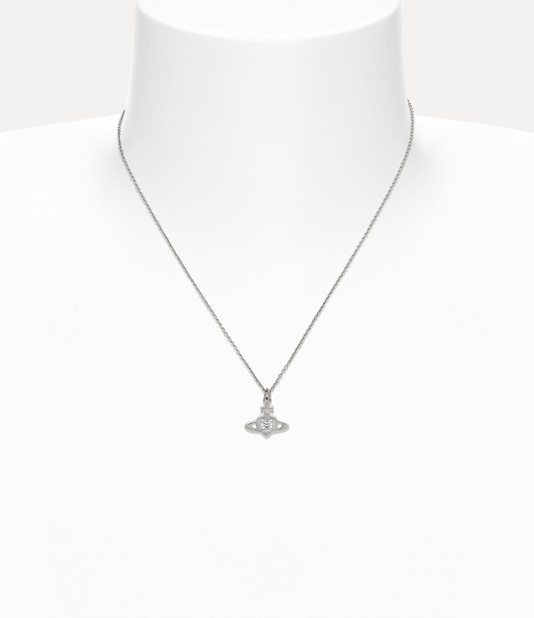Noella Pendant Necklace Product Image