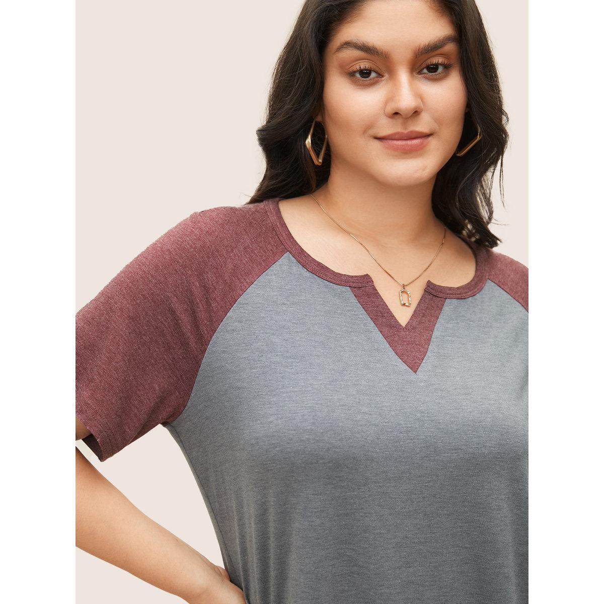Plus Size Colorblock Contrast Notched Raglan Sleeve T-shirt Gray Women Casual Plain Everyday T-shirts BloomChic 10/M Product Image