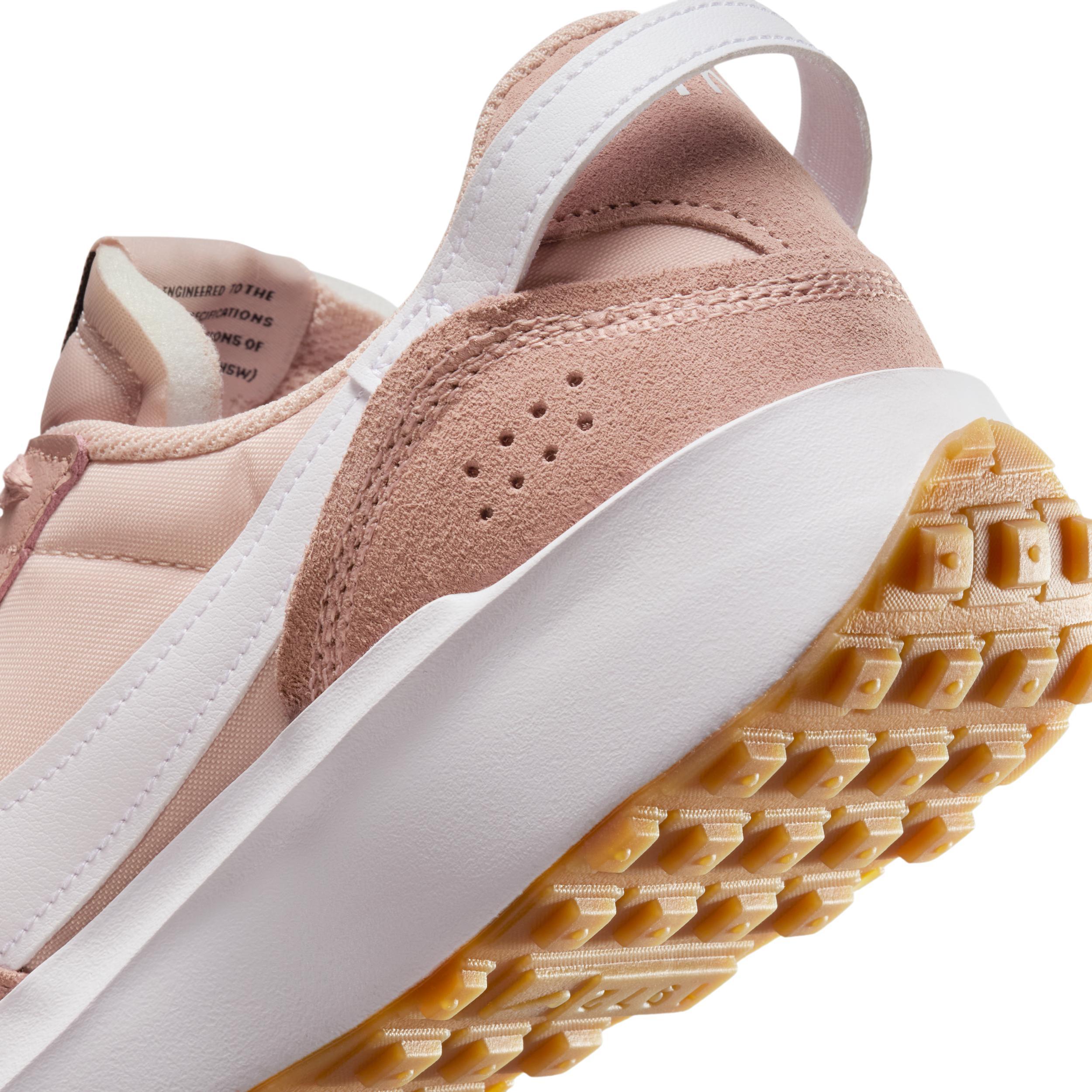 Nike Waffle Debut Women's Shoes Product Image