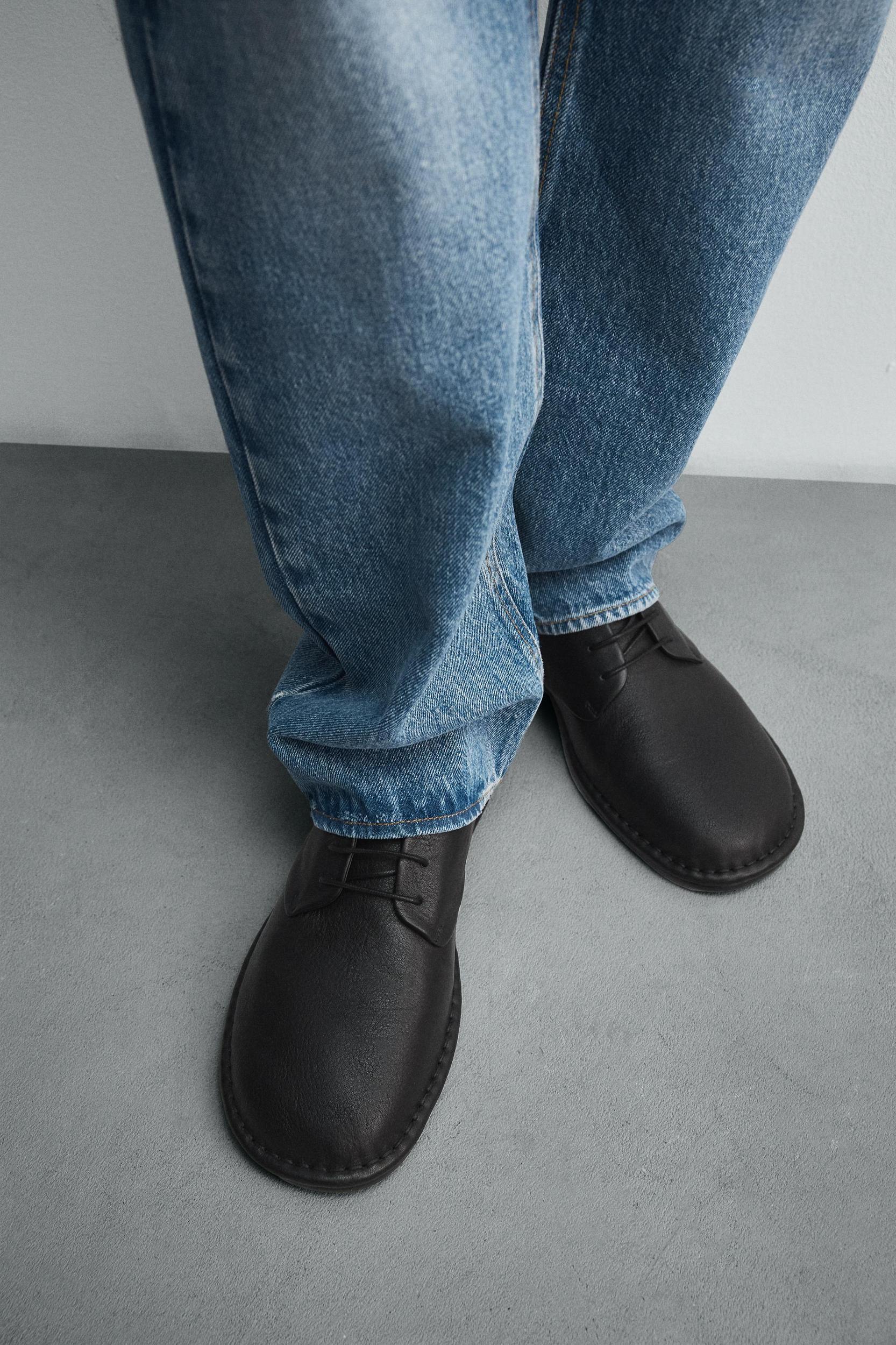 LIMITED EDITION LEATHER SHOES Product Image