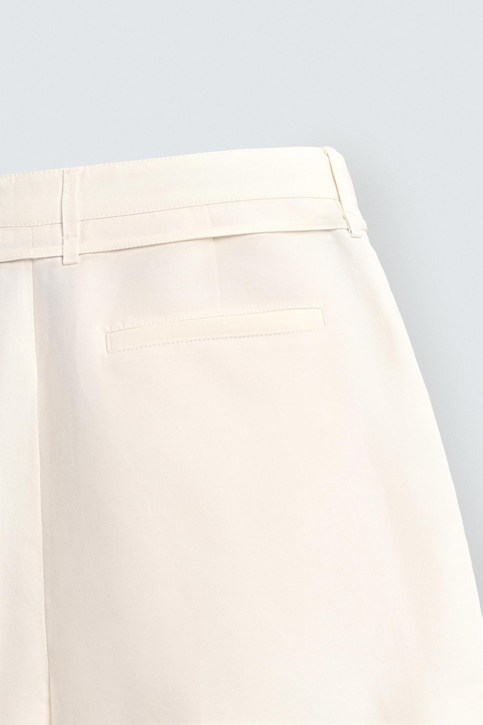 DRAWSTRING SHORTS Product Image