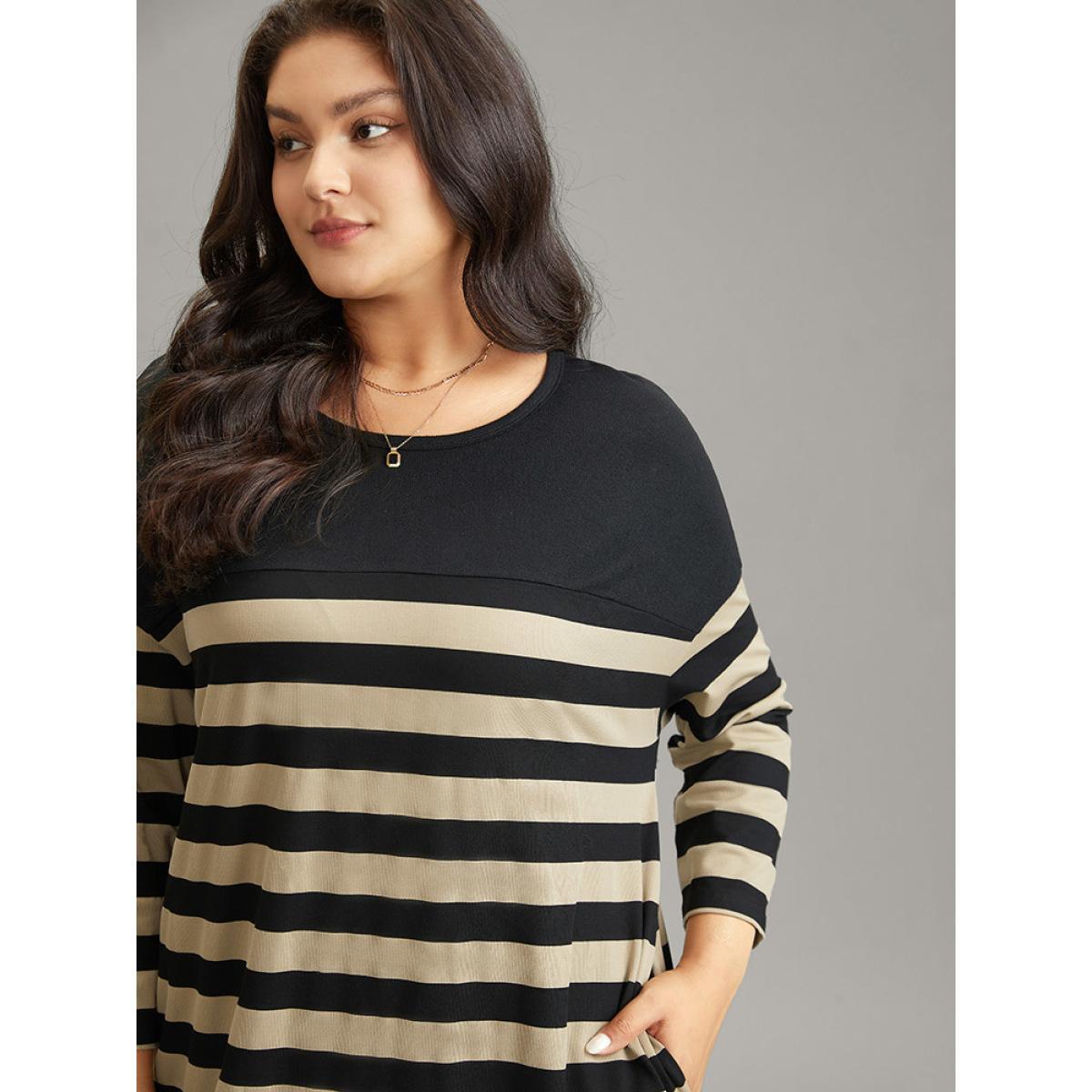 Plus Size Contrast Striped Pocket Knit Dress Black Women Casual Contrast Round Neck Long Sleeve Curvy Midi Dress BloomChic 22-24/3X Product Image