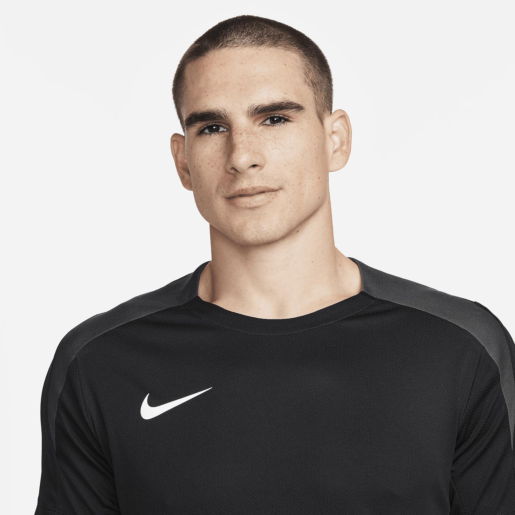 Nike Strike Men's Dri-FIT Short-Sleeve Soccer Top Product Image
