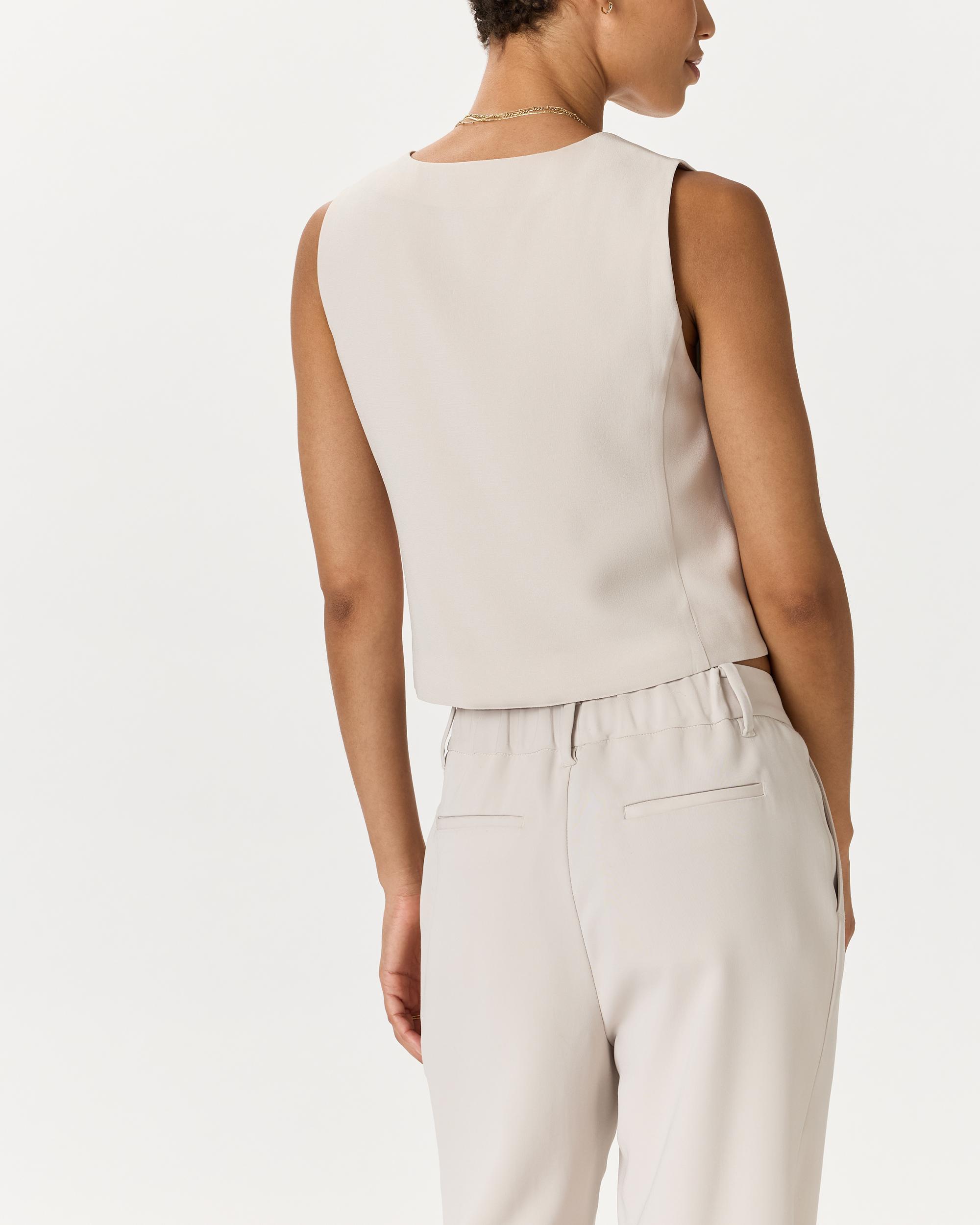 Quince | Women's Fluid Crepe Vest Recycled Polyester Product Image