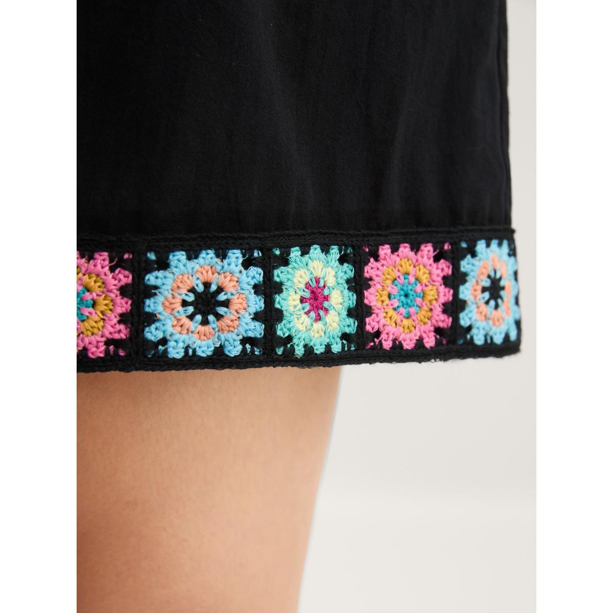 Plus Size Crochet Floral Hem Drawstring Shorts Women Black Casual Drawstring Wide Leg Everyday-Elegant Shorts BloomChic 10/M Product Image