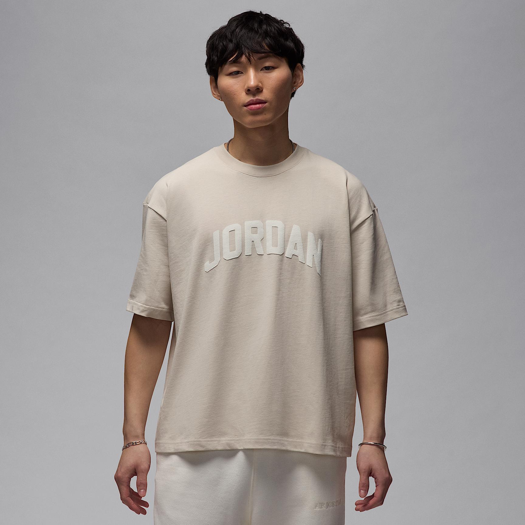 Men's Jordan Flight Essentials T-Shirt Product Image