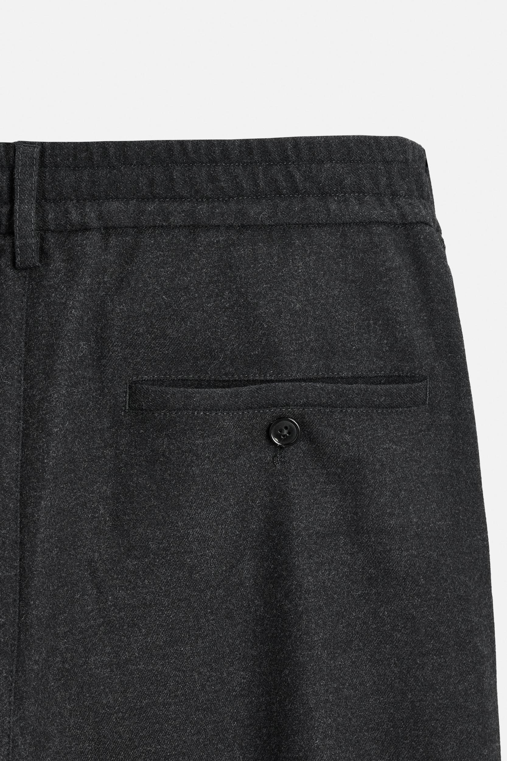 RELAXED FIT SEAMED PANTS Product Image