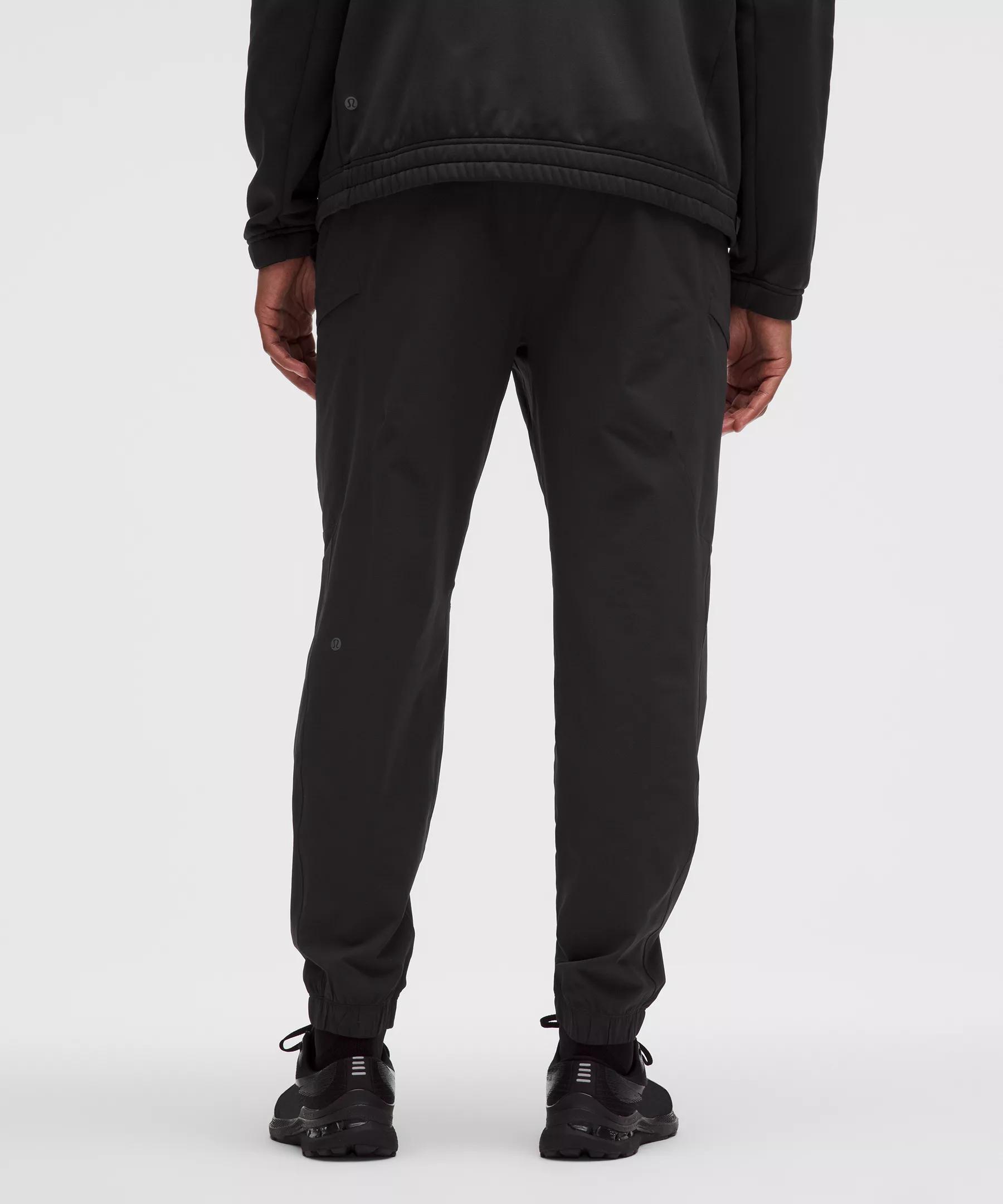 Zeroed In Classic-Fit Cargo Jogger *Regular Product Image