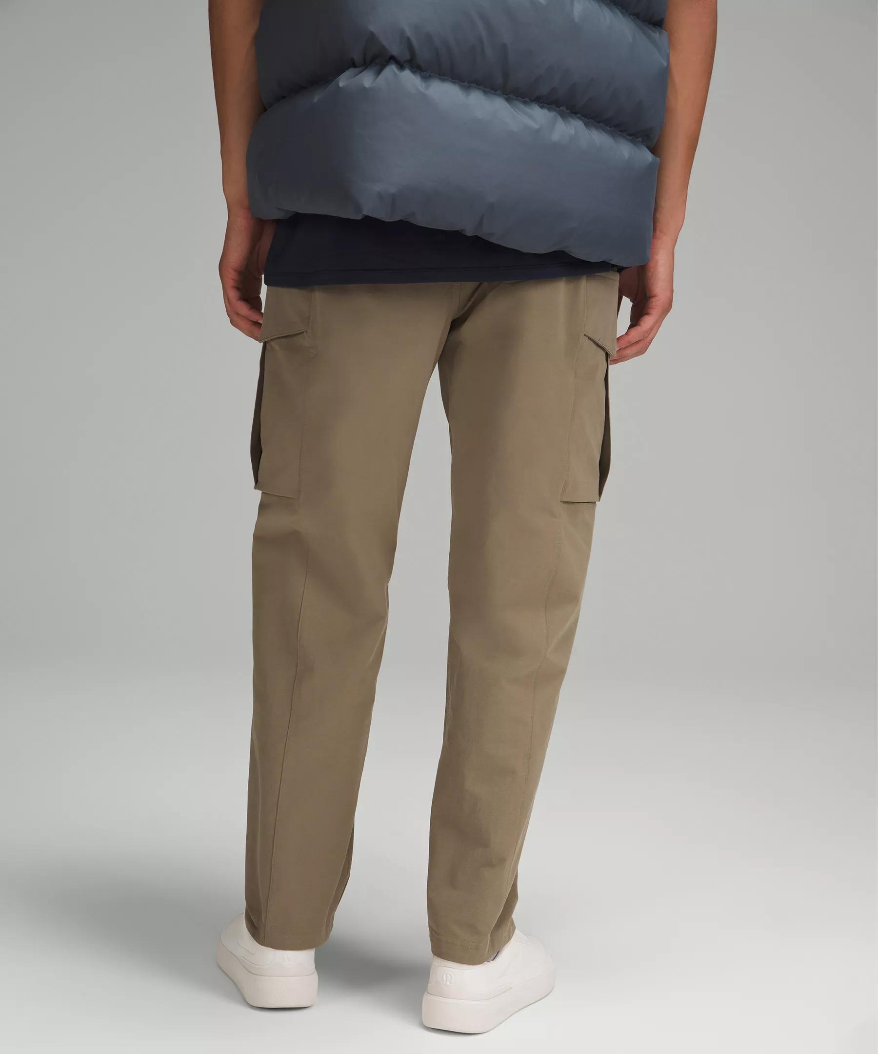 Stretch Cotton VersaTwill Relaxed-Fit Cargo Pant Product Image