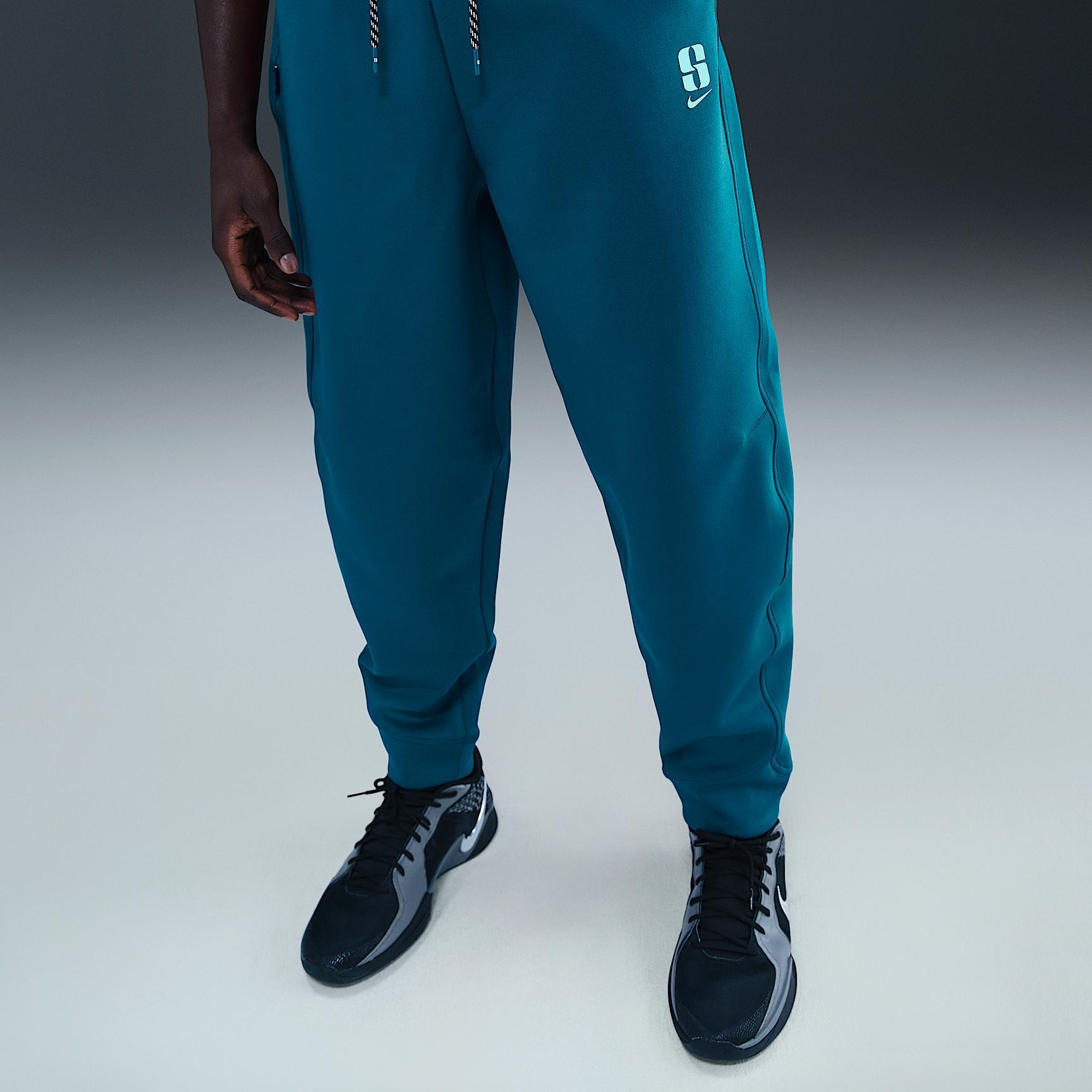 Nike Women's Sabrina Dri-FIT Loose Basketball Pants Product Image