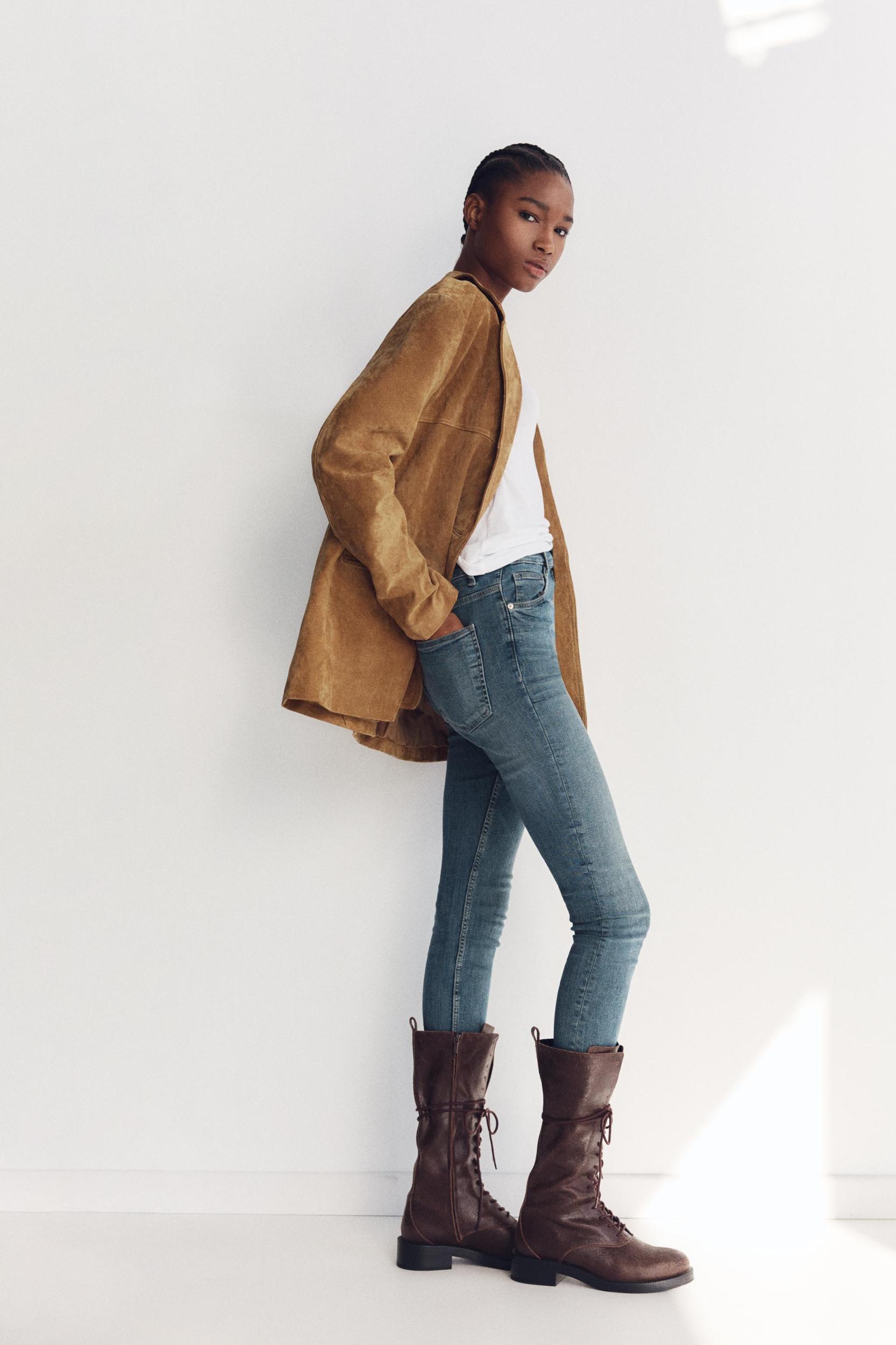SUEDE BLAZER Product Image