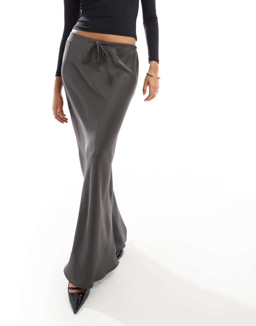 VERO MODA AWARE satin maxi skirt in dark gray Product Image