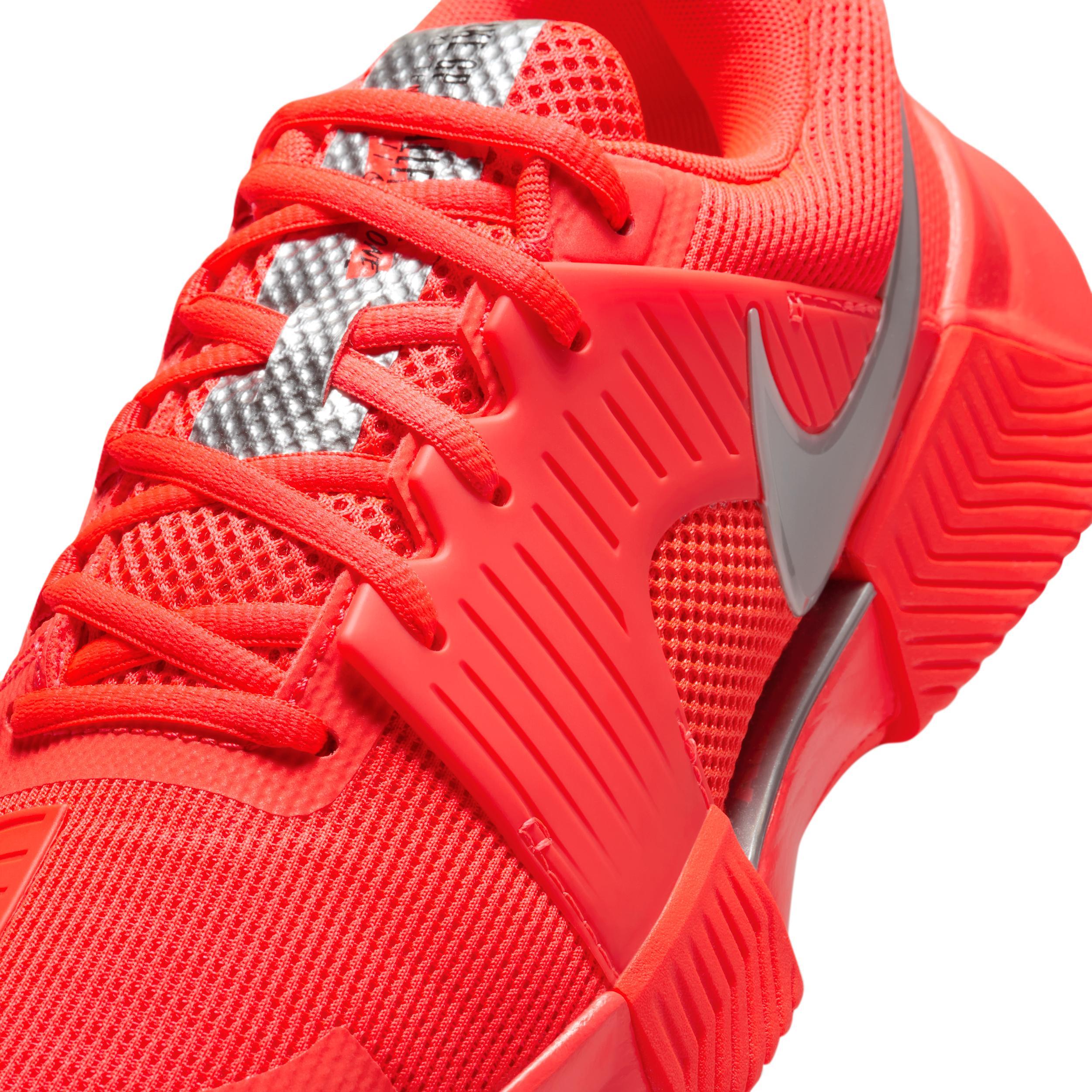 Nike Women's GP Challenge 1 Premium Hard Court Tennis Shoes Product Image