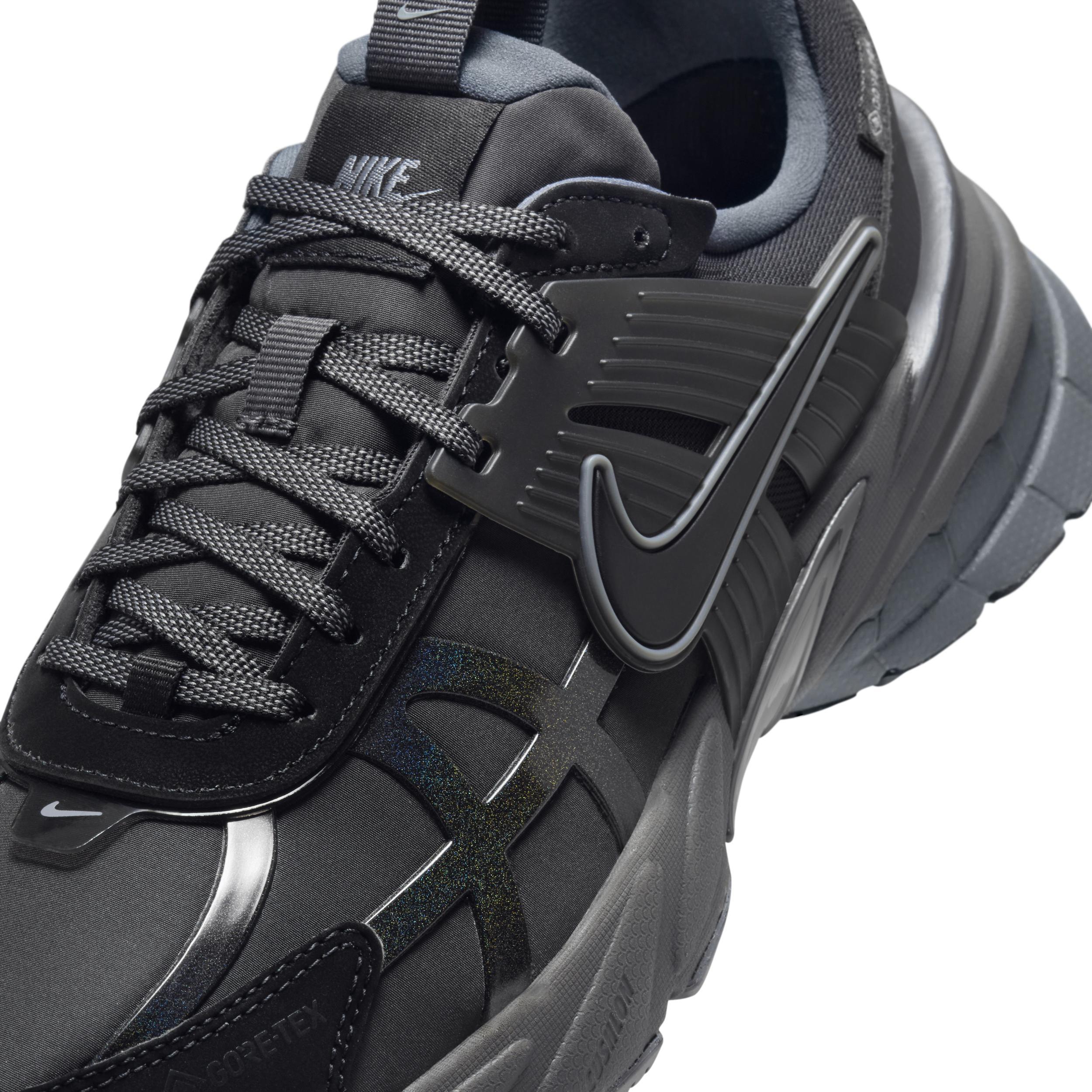 Nike V2K Run GORE-TEX Women's Waterproof Shoes Product Image