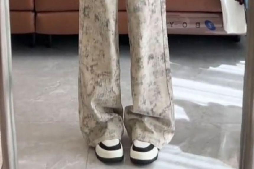 Mid Waist Tie Dye Wide Leg Jeans Product Image