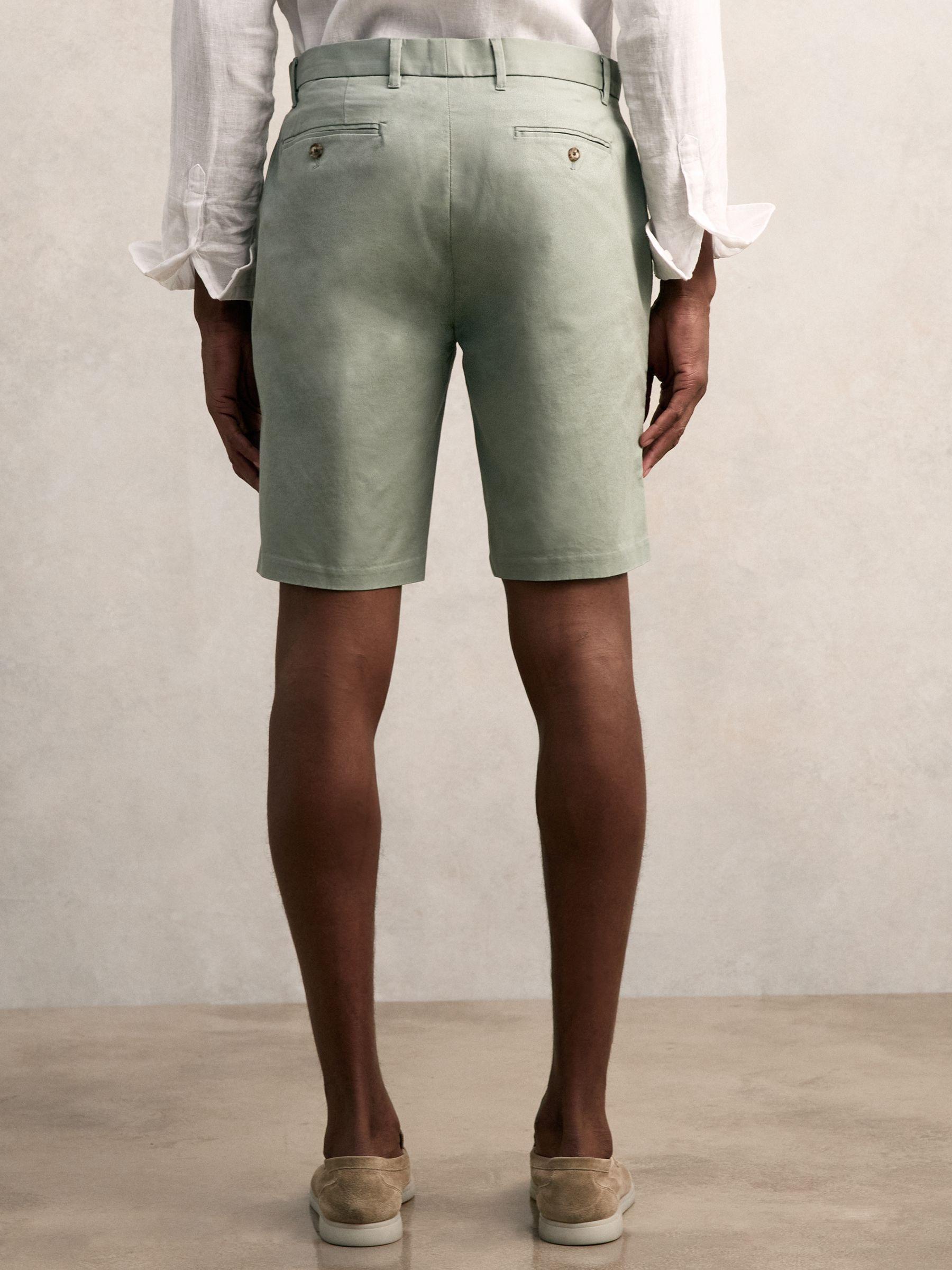 Short Length Casual Chino Shorts in Pistachio Product Image