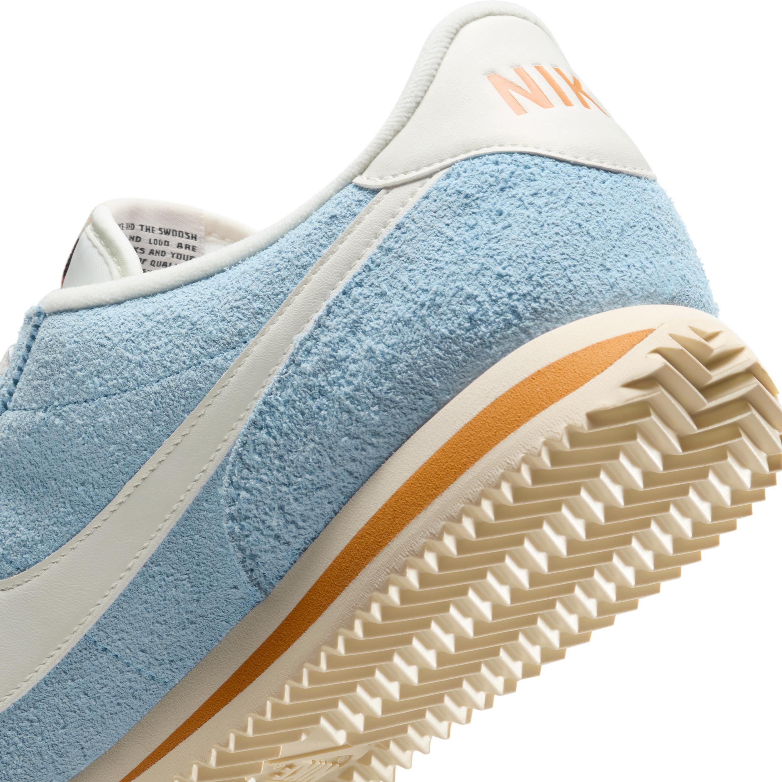 Nike Men's Cortez SE Suede Shoes Product Image