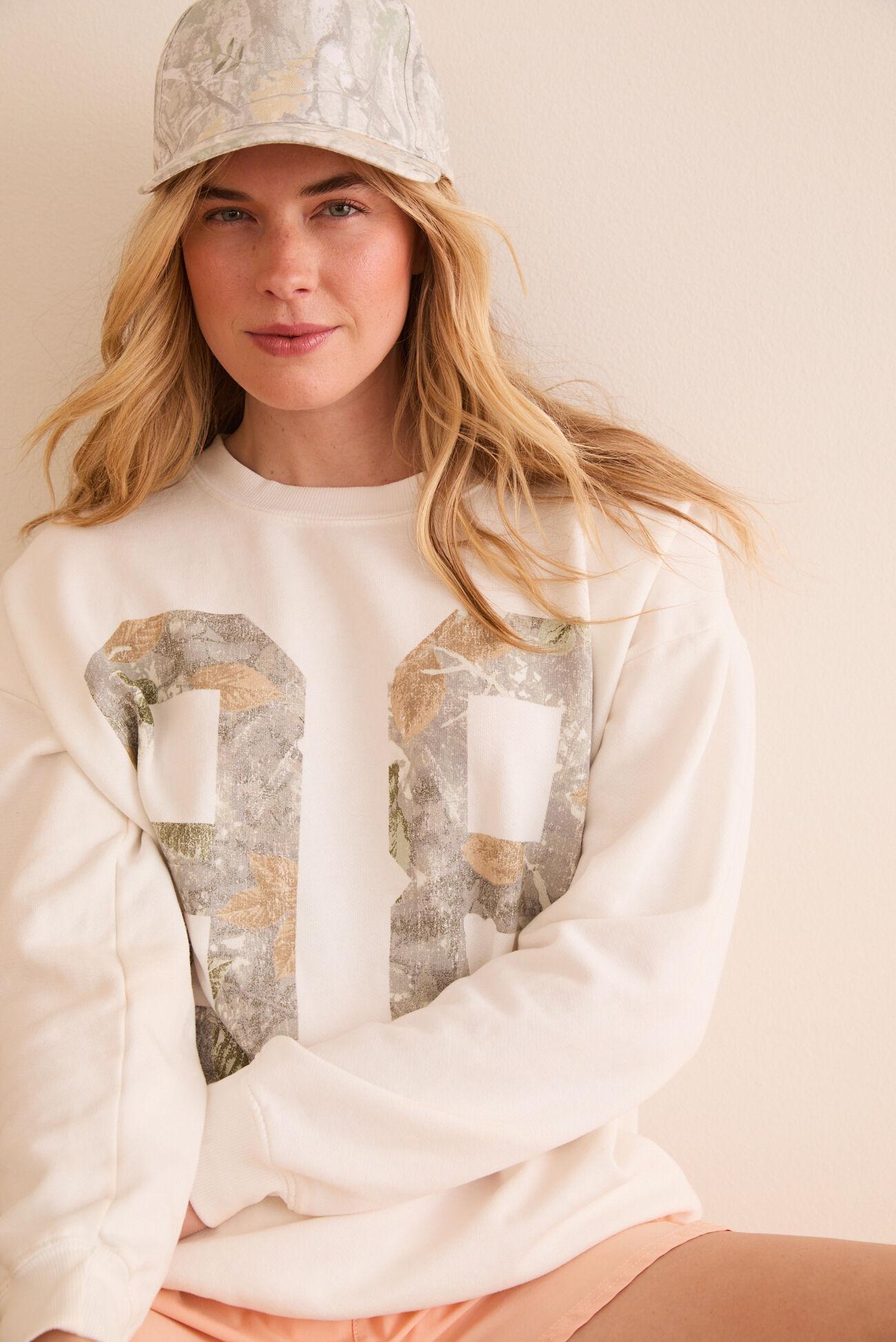 98 Graphic Sweatshirt Product Image