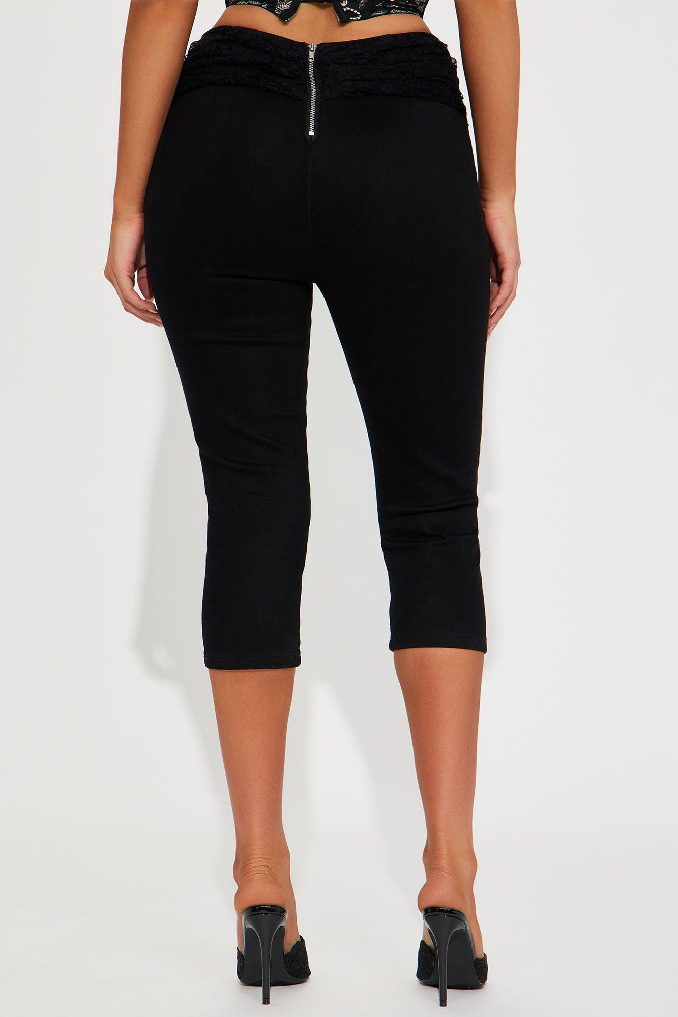 Date Night Capri Pant - Black Product Image
