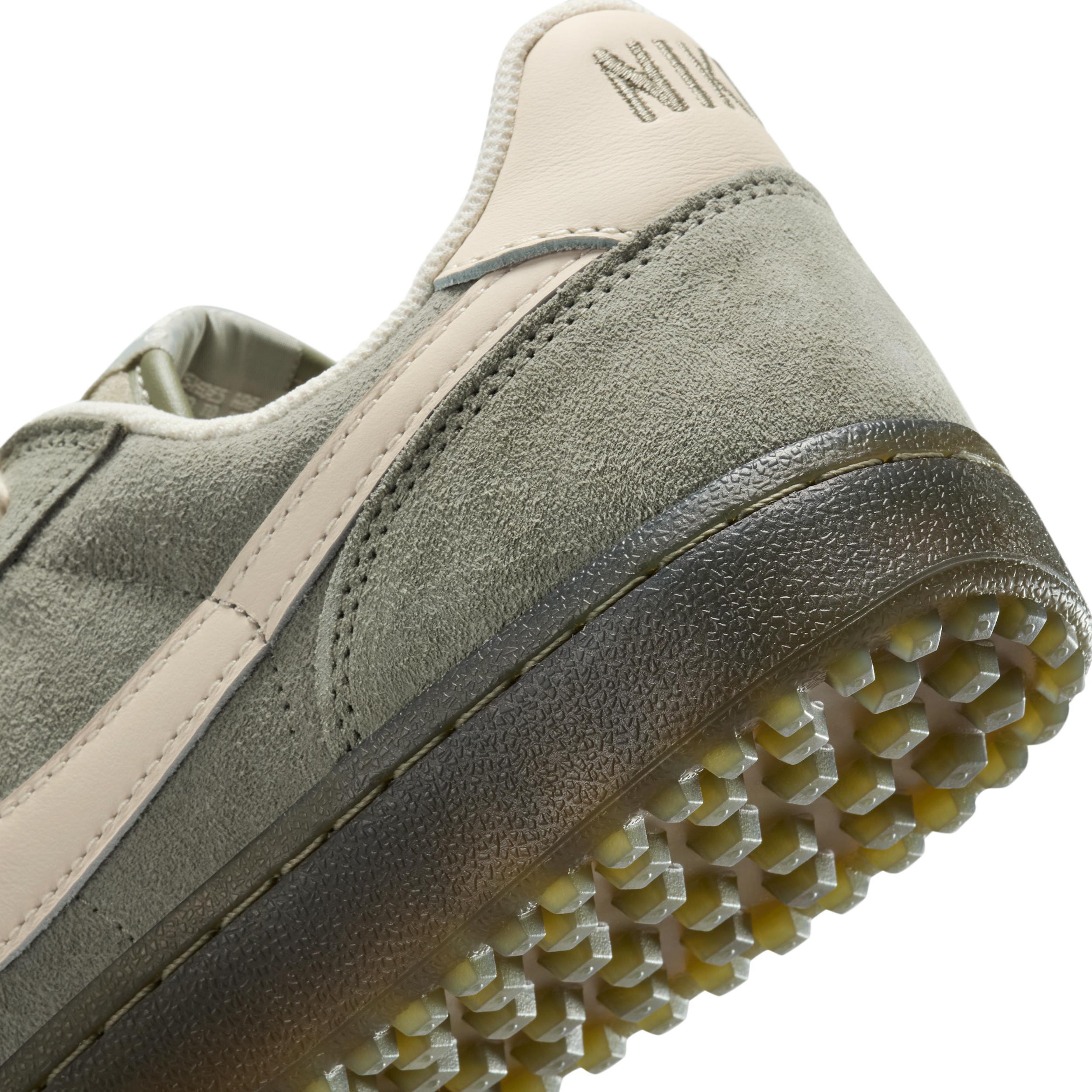 Nike Men's Field General Suede Shoes Product Image