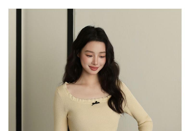 Long Sleeve Scoop Neck Plain Bowknot Ribbed Knit Crop Top Product Image