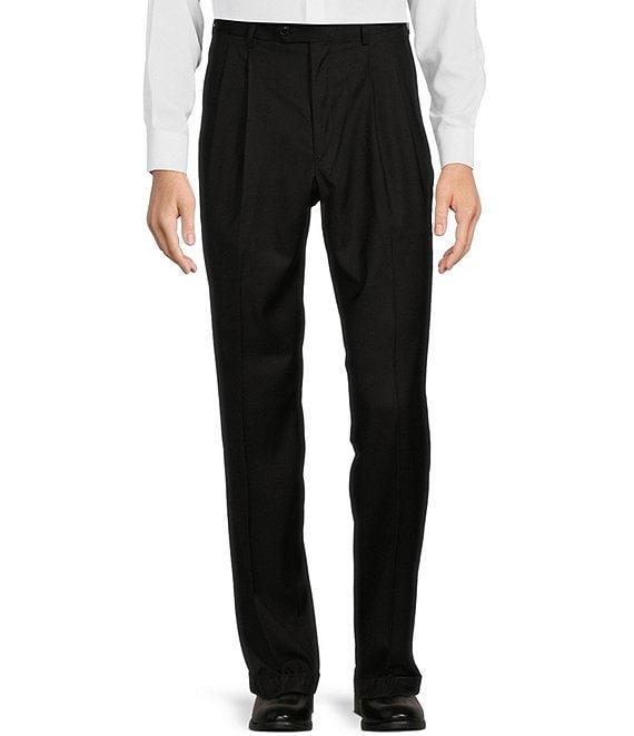 Roundtree & Yorke TravelSmart Luxury Gabardine Ultimate Comfort Classic Fit Non-Iron Pleated-Front Dress Pants Product Image