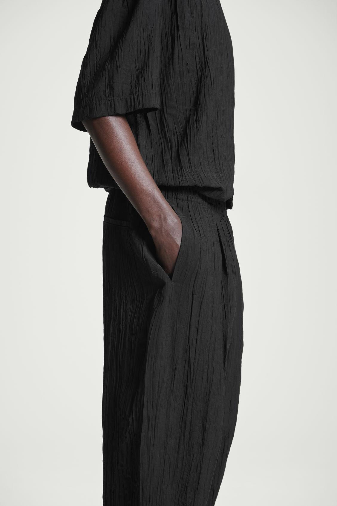 CRINKLED WIDE-LEG PANTS Product Image