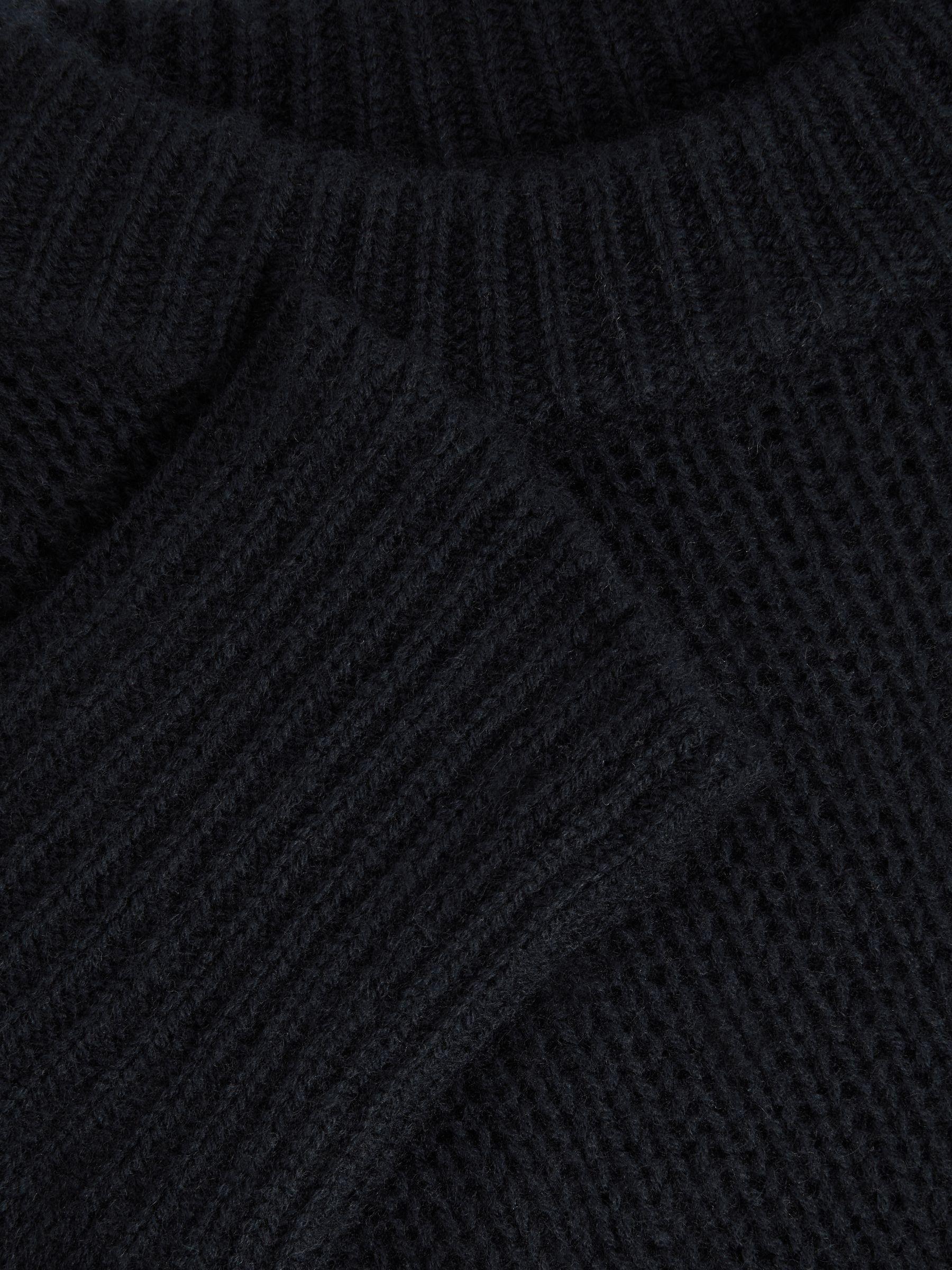 Cashmere Crew Neck Jumper in Navy Product Image