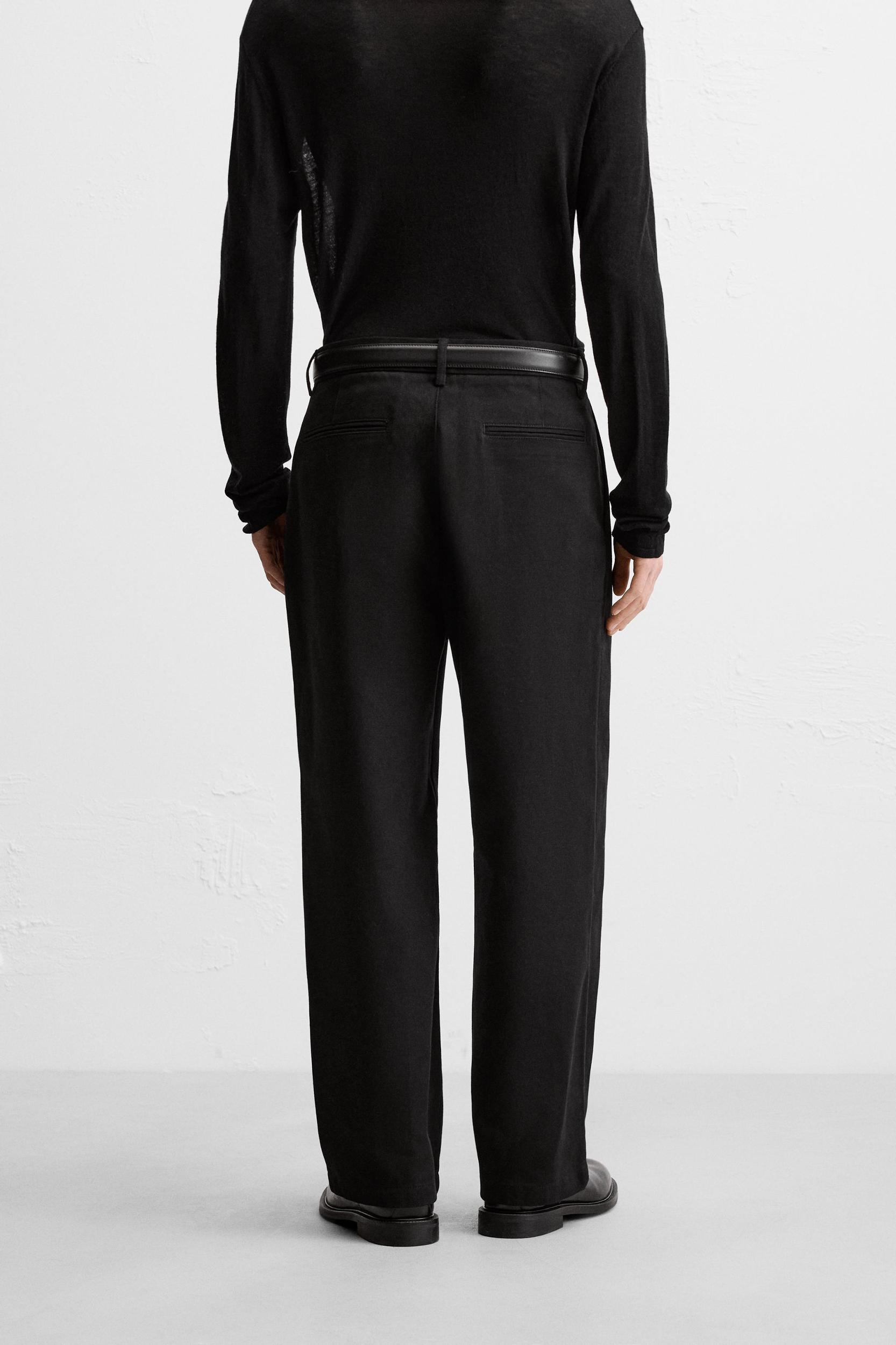 BALLOON FIT PLEATED PANTS Product Image