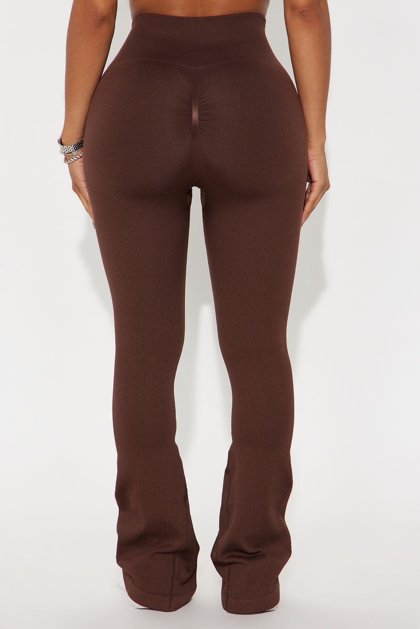Beach Body Effortless Seamless Active Yoga Pant - Chocolate Product Image