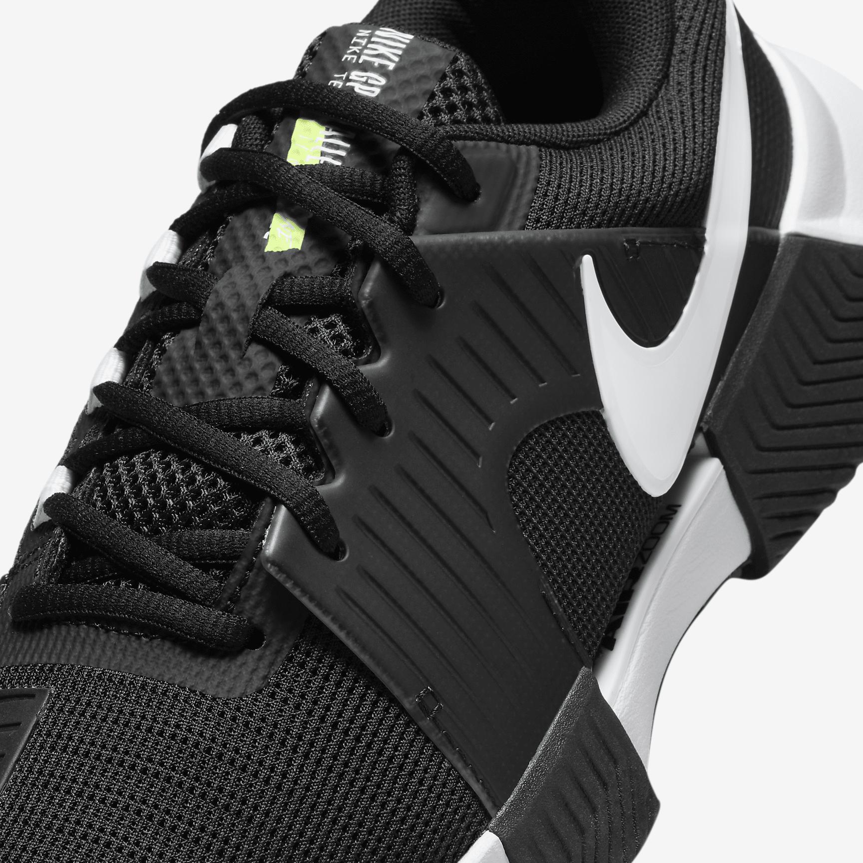 Nike GP Challenge 1 Women's Clay Court Tennis Shoes Product Image
