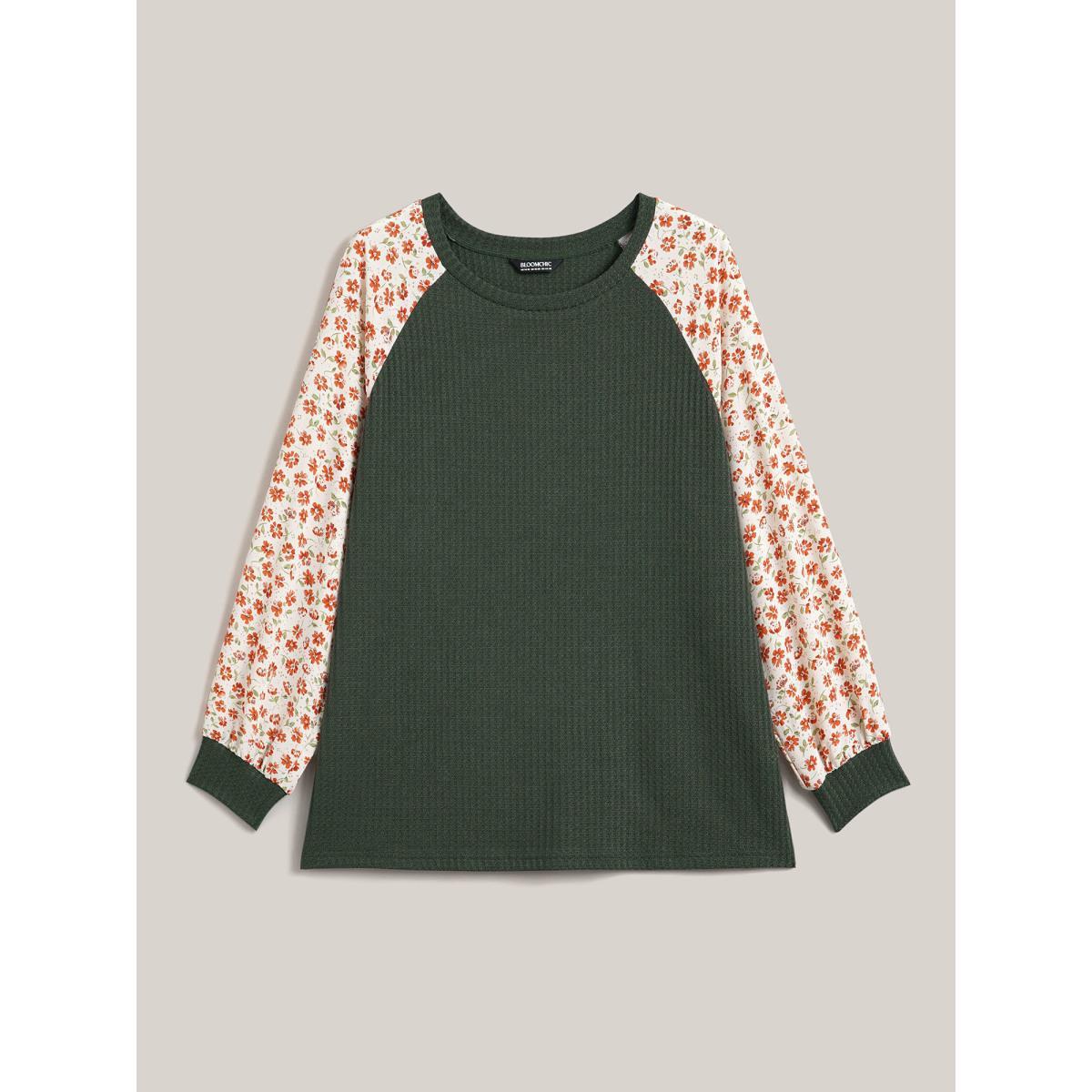 Plus Size Color-Block Printed Raglan Sleeve Waffle Knit T-Shirt ArmyGreen Women Elegant Texture Natural Flowers Round Neck Everyday T-shirts BloomChic 14-16/1X Product Image