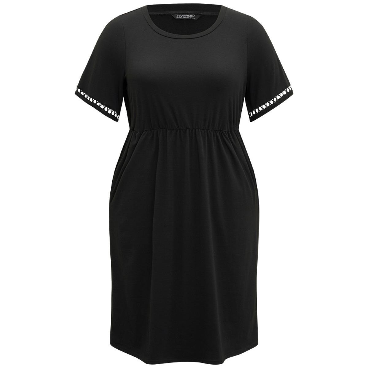Plus Size Plain Crew Neck Pocket Hollow Out Ruffle Hem Dress Black Women Casual Patchwork Round Neck Short sleeve Curvy Midi Dress BloomChic 28/5X Product Image