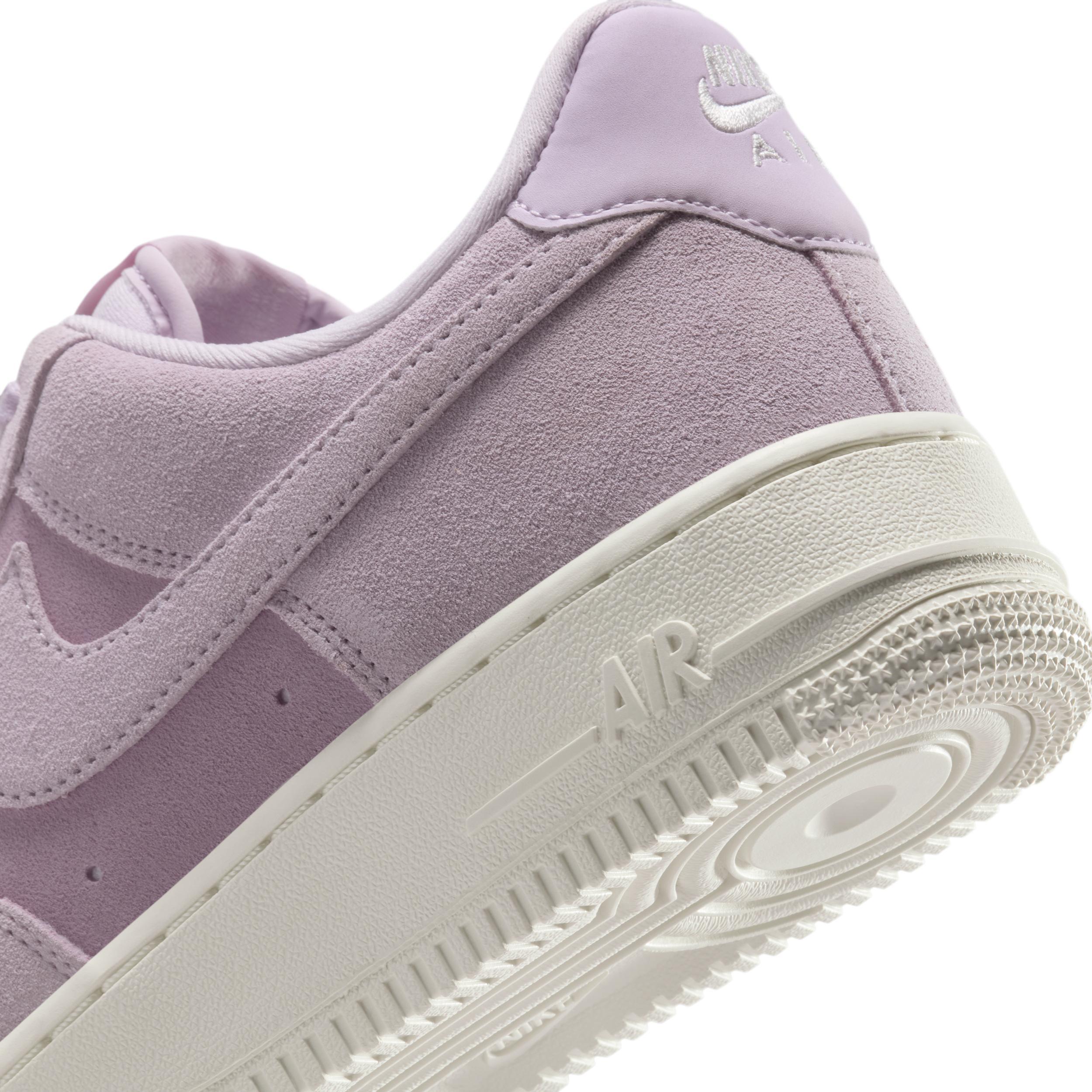 Nike Women's Air Force 1 '07 Shoes Product Image