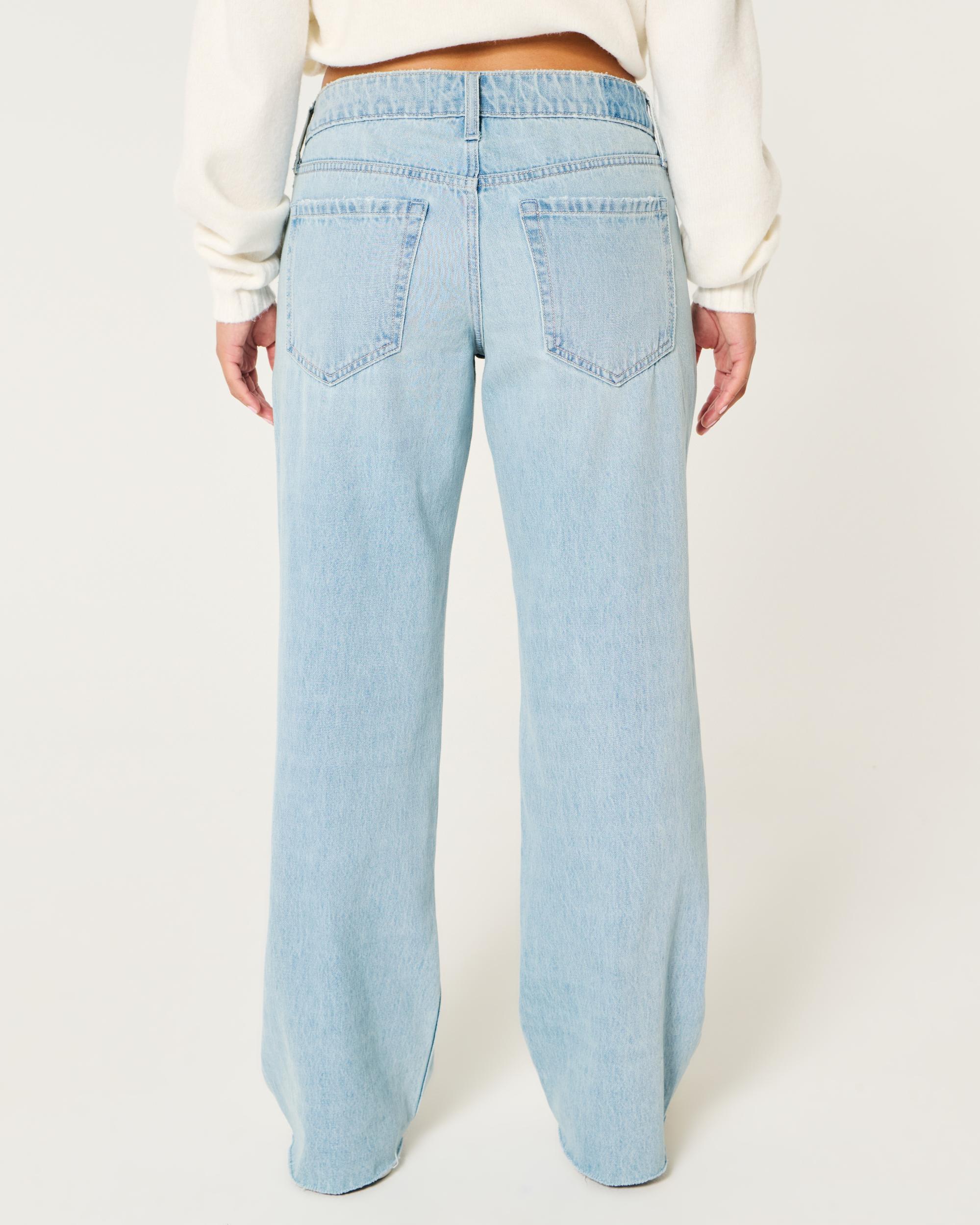 Low-Rise Light Wash Baggy Jeans Product Image