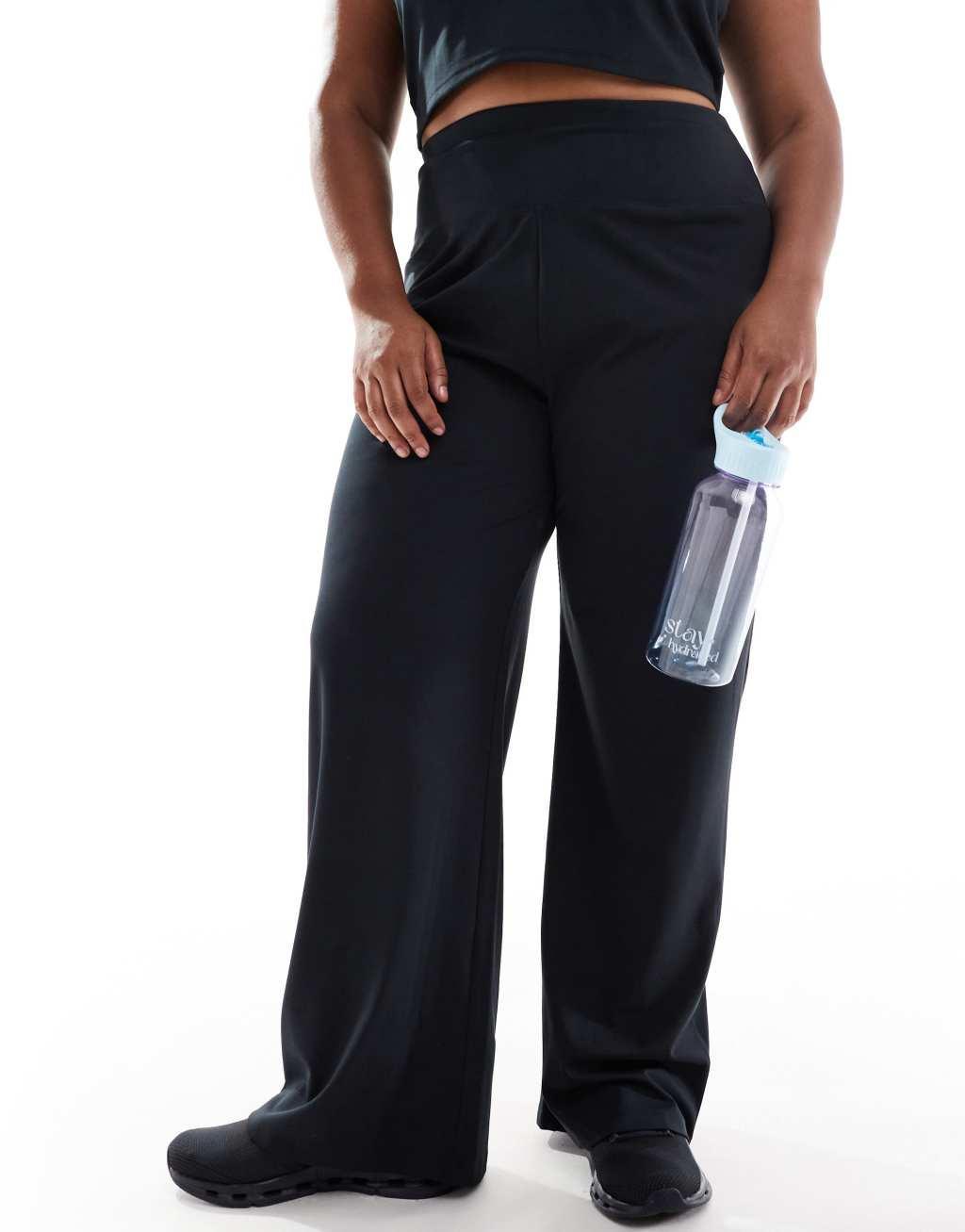 4505 Curve Icon soft touch dance pants in black  Product Image