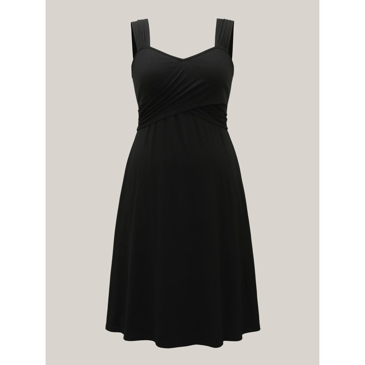 Plus Size Crosswrap Bodice Pockets Midi Dress Black Women Heart neckline Sleeveless Curvy BloomChic 22-24/3X Product Image